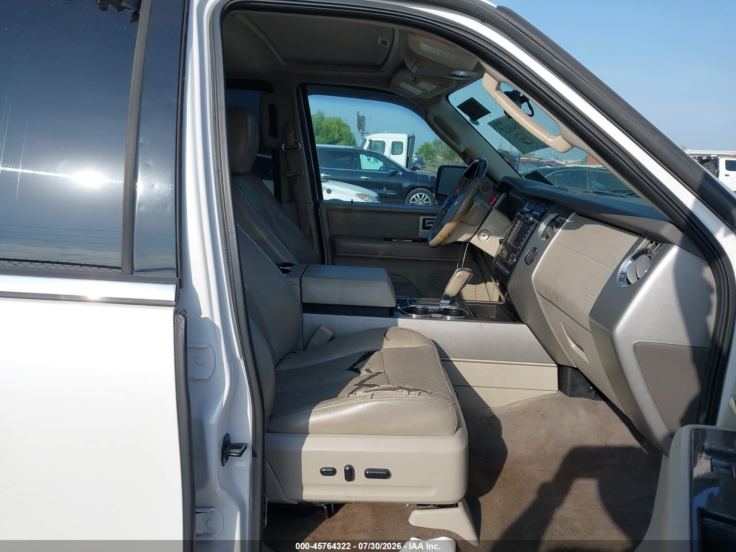 2011 Ford Expedition Limited White vin: 1FMJU1K52BEF01299