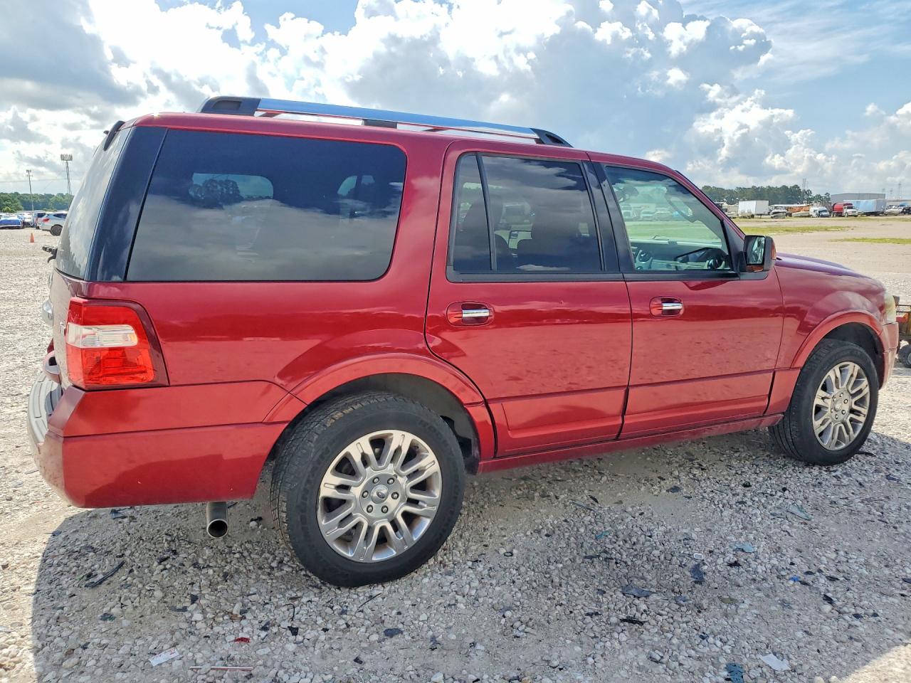 2014 Ford Expedition Limited Red vin: 1FMJU1K52EEF05339