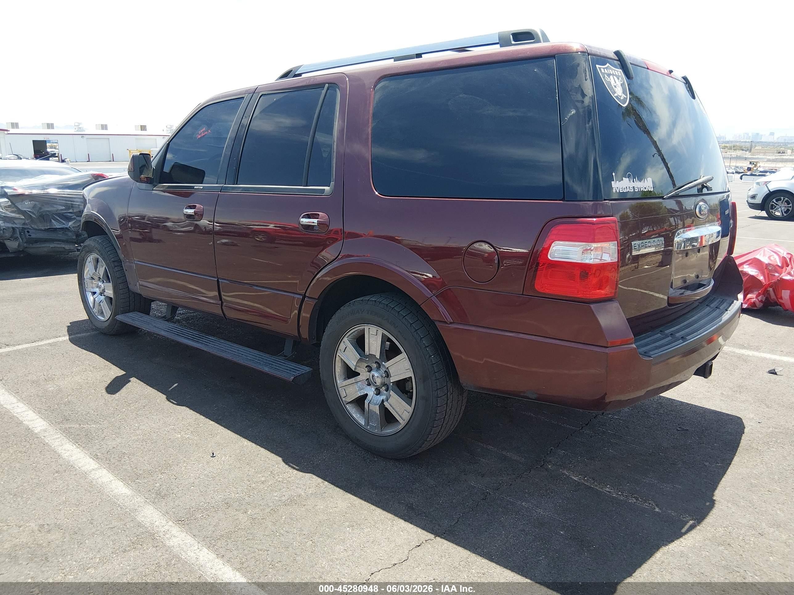 2010 Ford Expedition Limited Red vin: 1FMJU1K53AEA63486