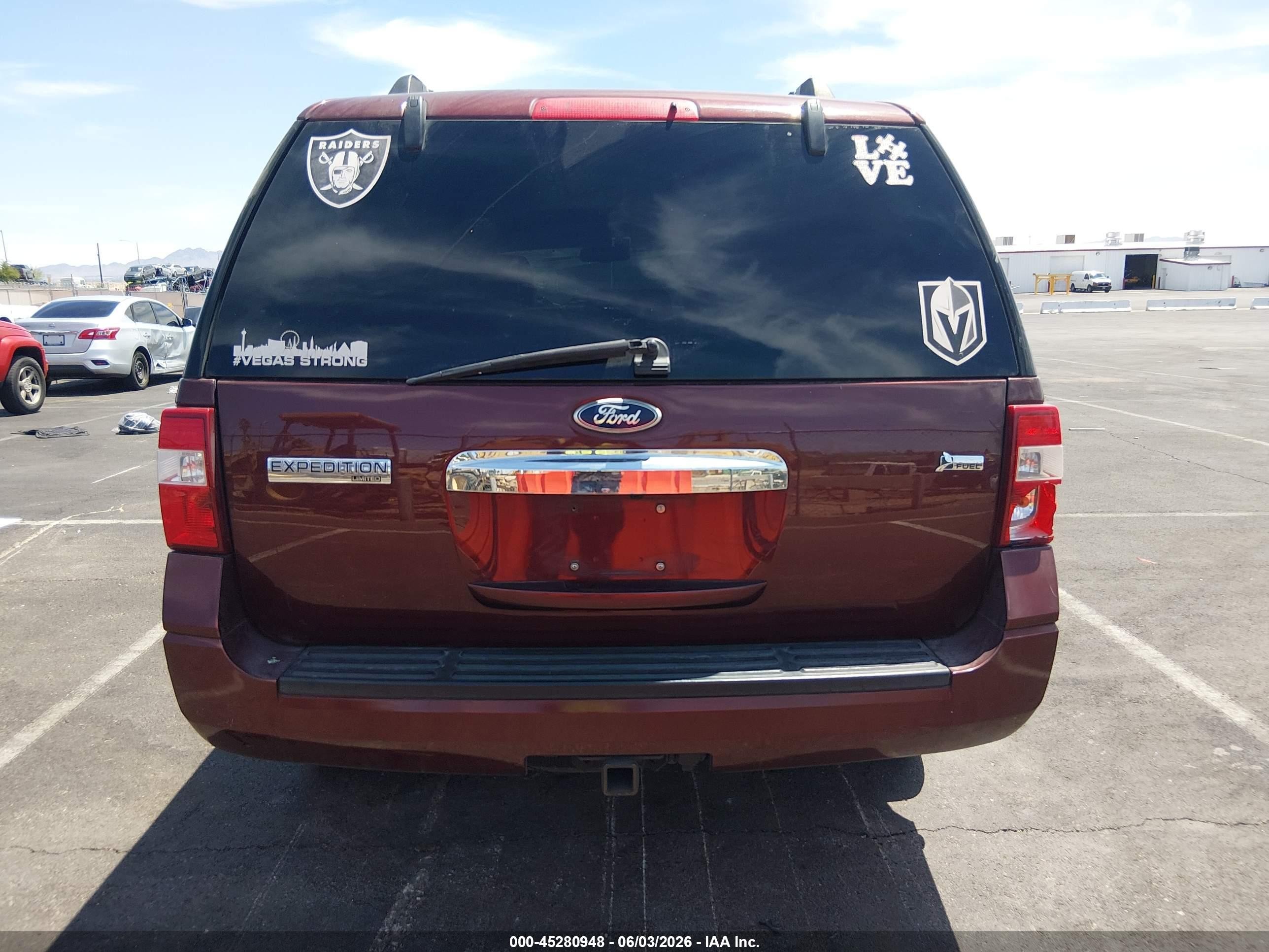 2010 Ford Expedition Limited Red vin: 1FMJU1K53AEA63486