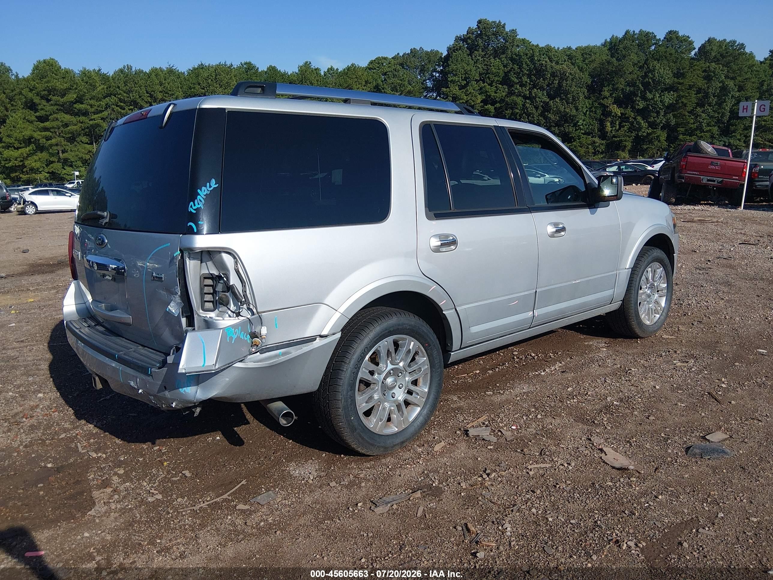 2013 Ford Expedition Limited Серебряный vin: 1FMJU1K53DEF11147