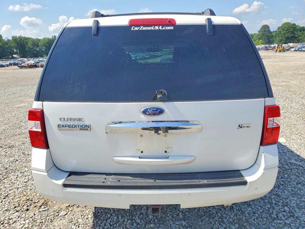 2012 Ford Expedition Limited White vin: 1FMJU1K54CEF15450