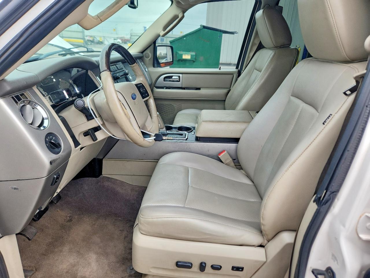 2011 Ford Expedition Limited White vin: 1FMJU1K55BEF02530