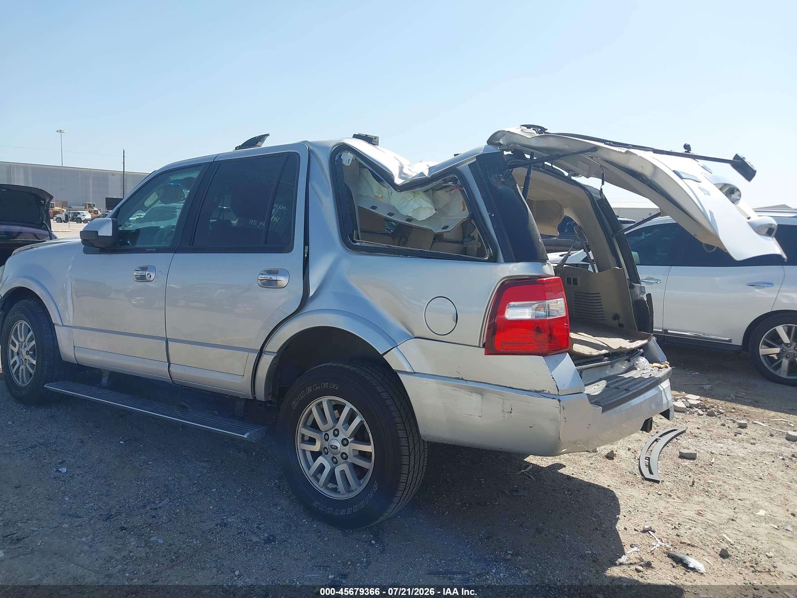 2013 Ford Expedition Limited Silver vin: 1FMJU1K55DEF58549