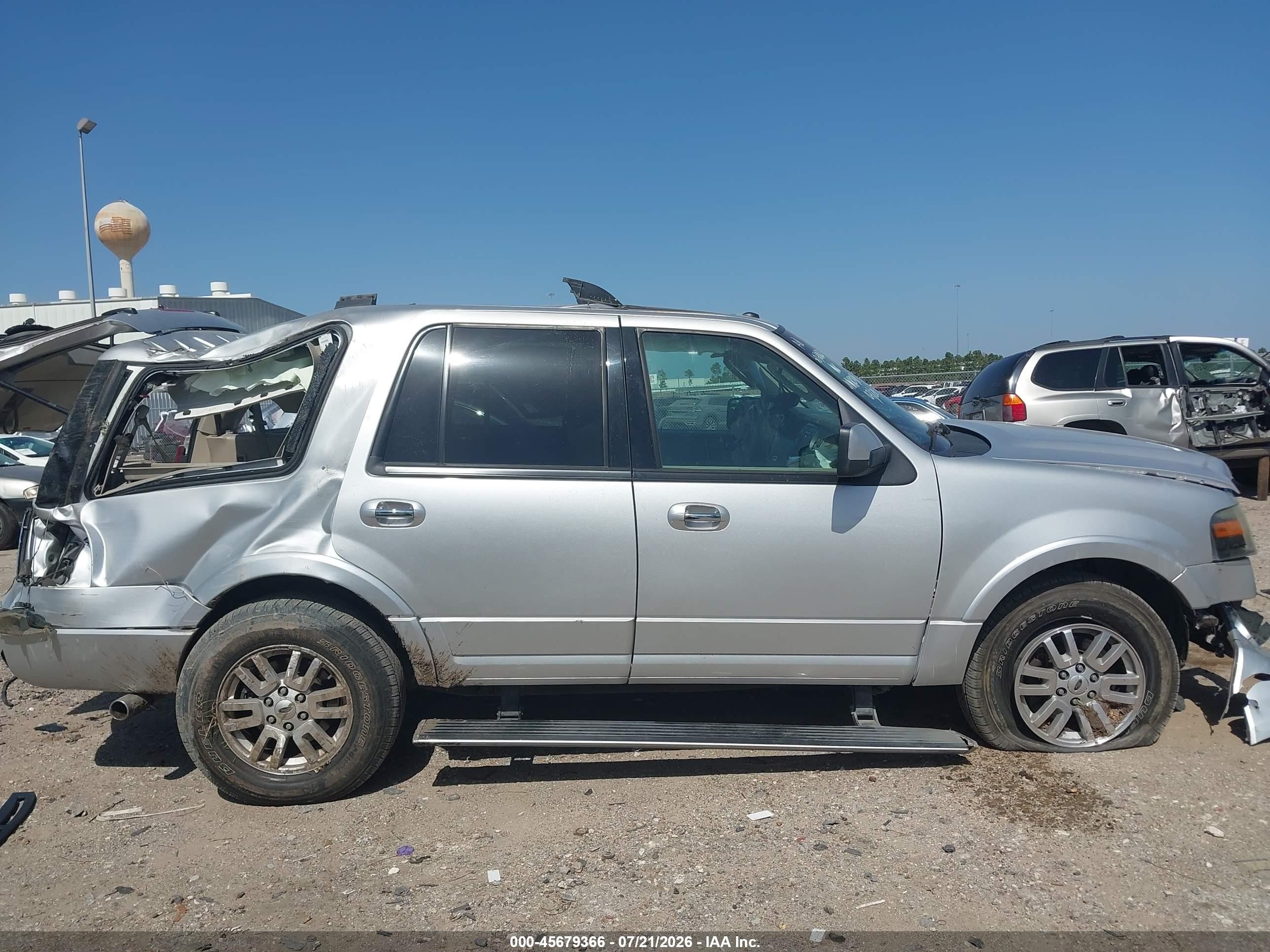 2013 Ford Expedition Limited Silver vin: 1FMJU1K55DEF58549