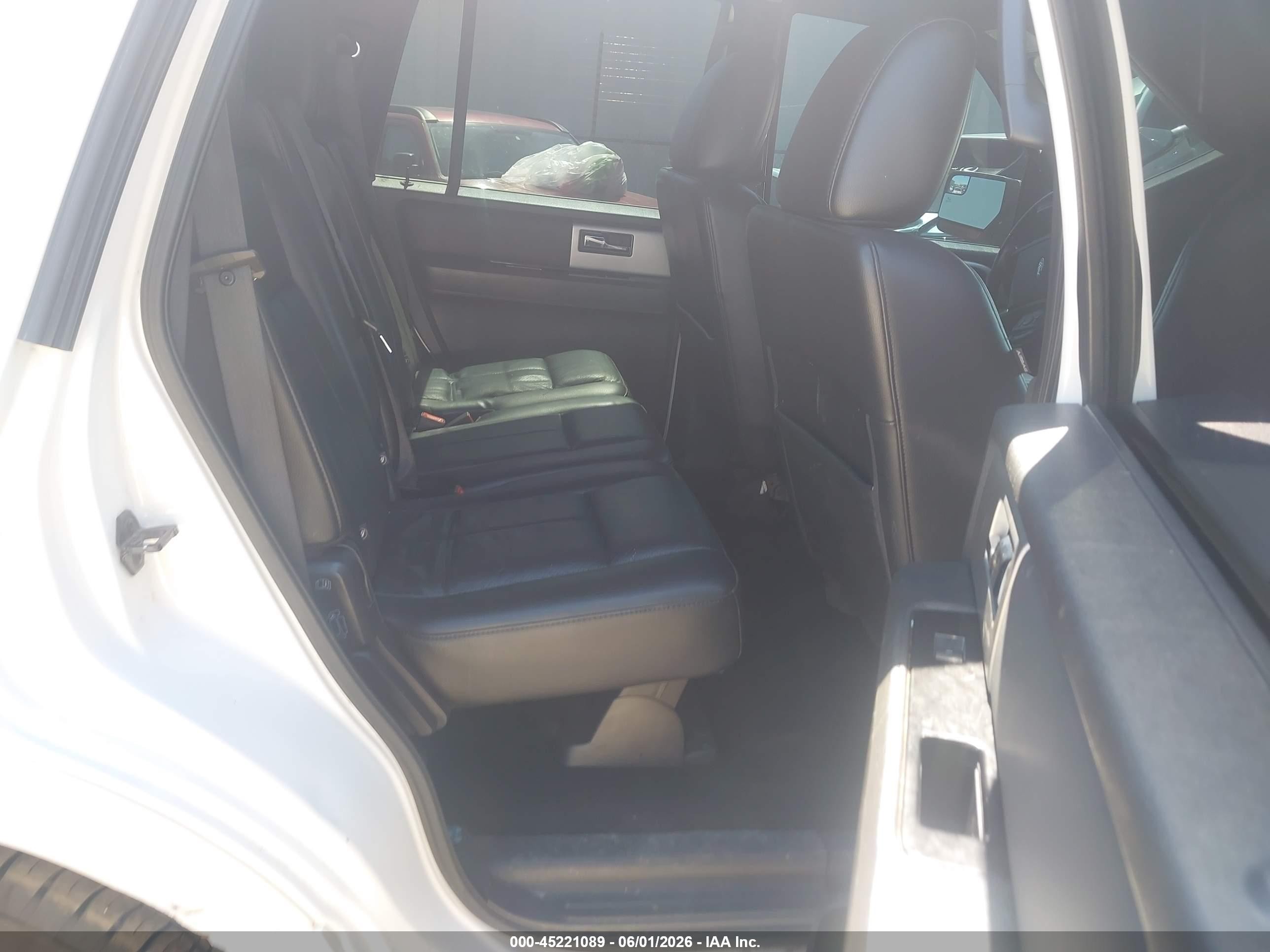 2014 Ford Expedition Limited White vin: 1FMJU1K55EEF47682