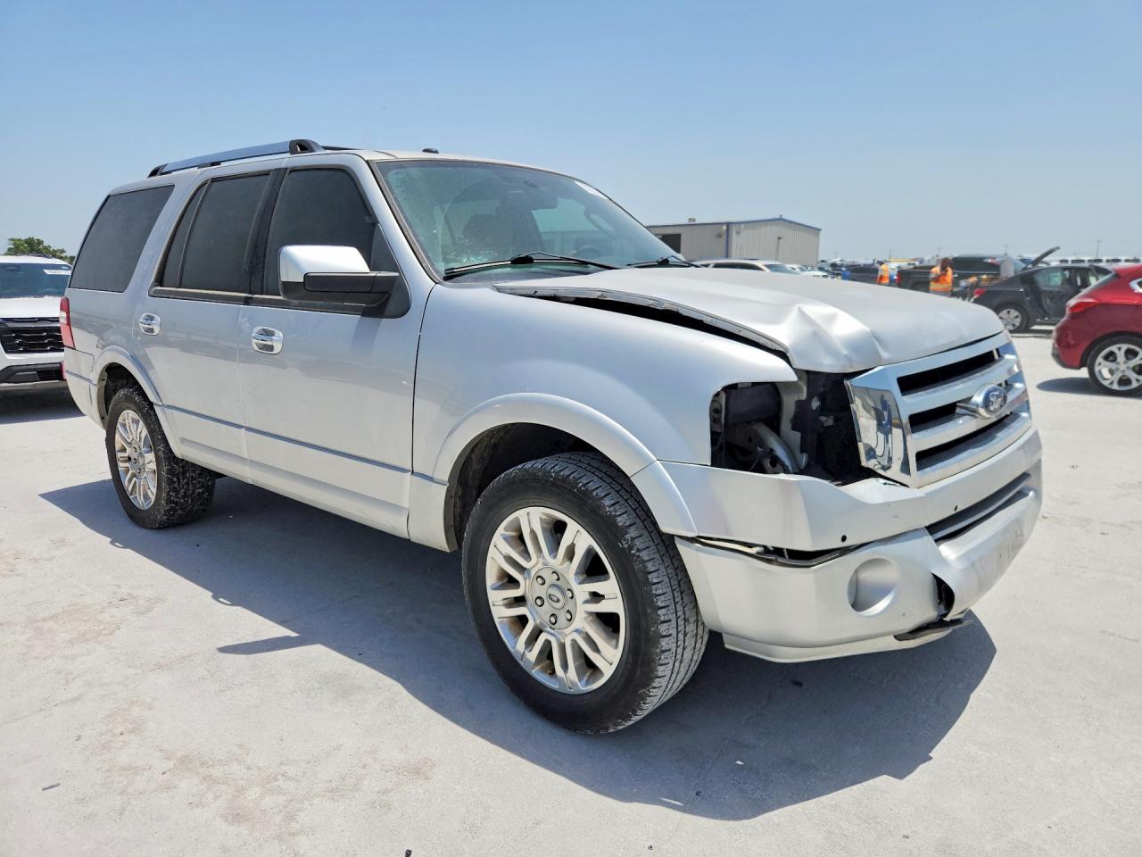 2014 Ford Expedition Silver vin: 1FMJU1K56EEF62563