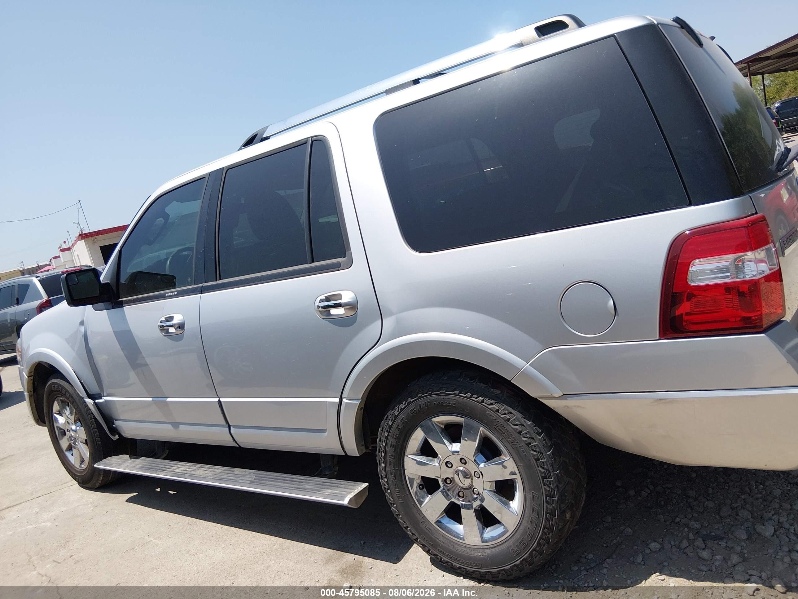 2014 Ford Expedition Limited Gray vin: 1FMJU1K56EEF65415