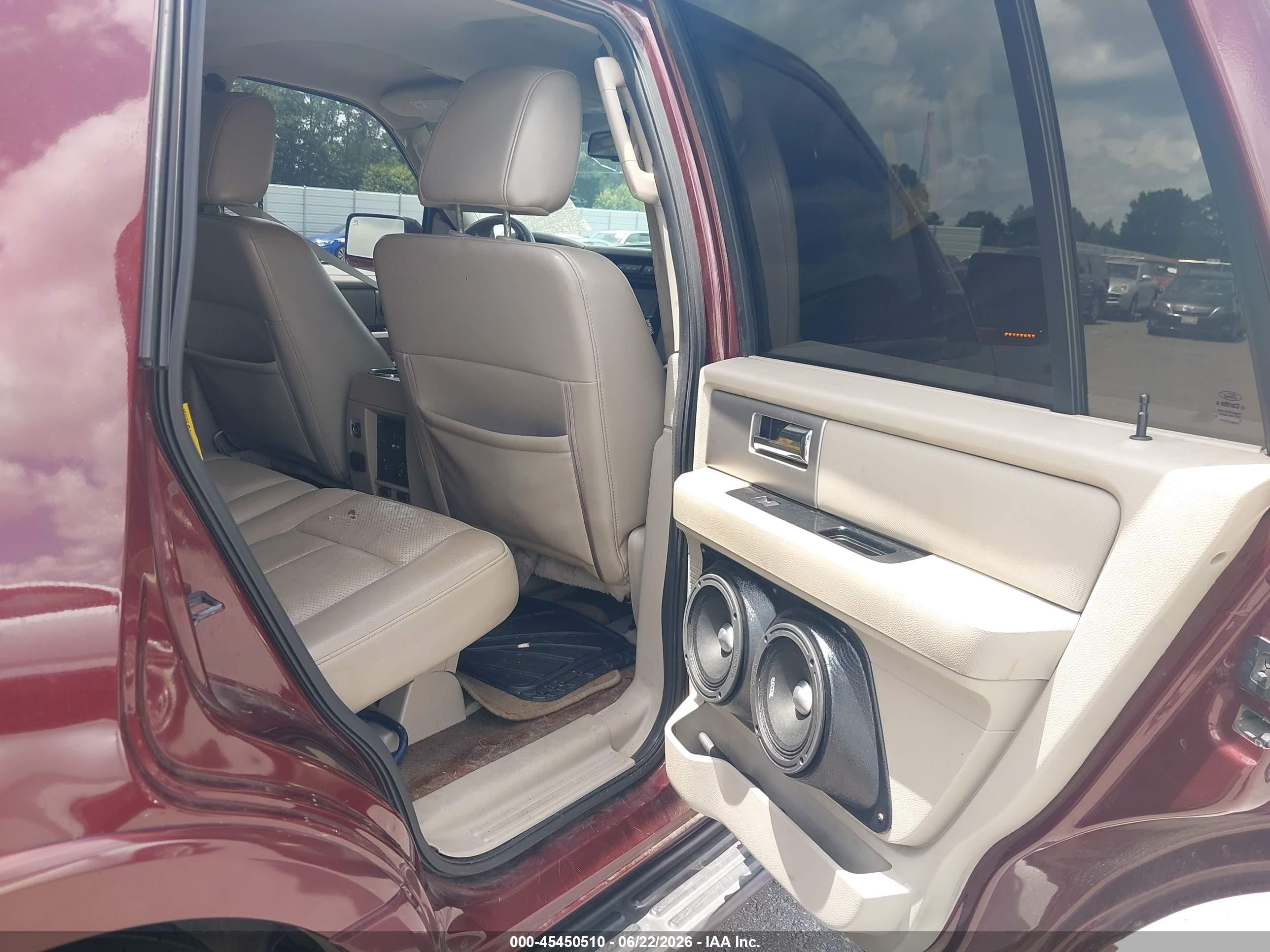 2011 Ford Expedition Limited Purple vin: 1FMJU1K57BEF17370