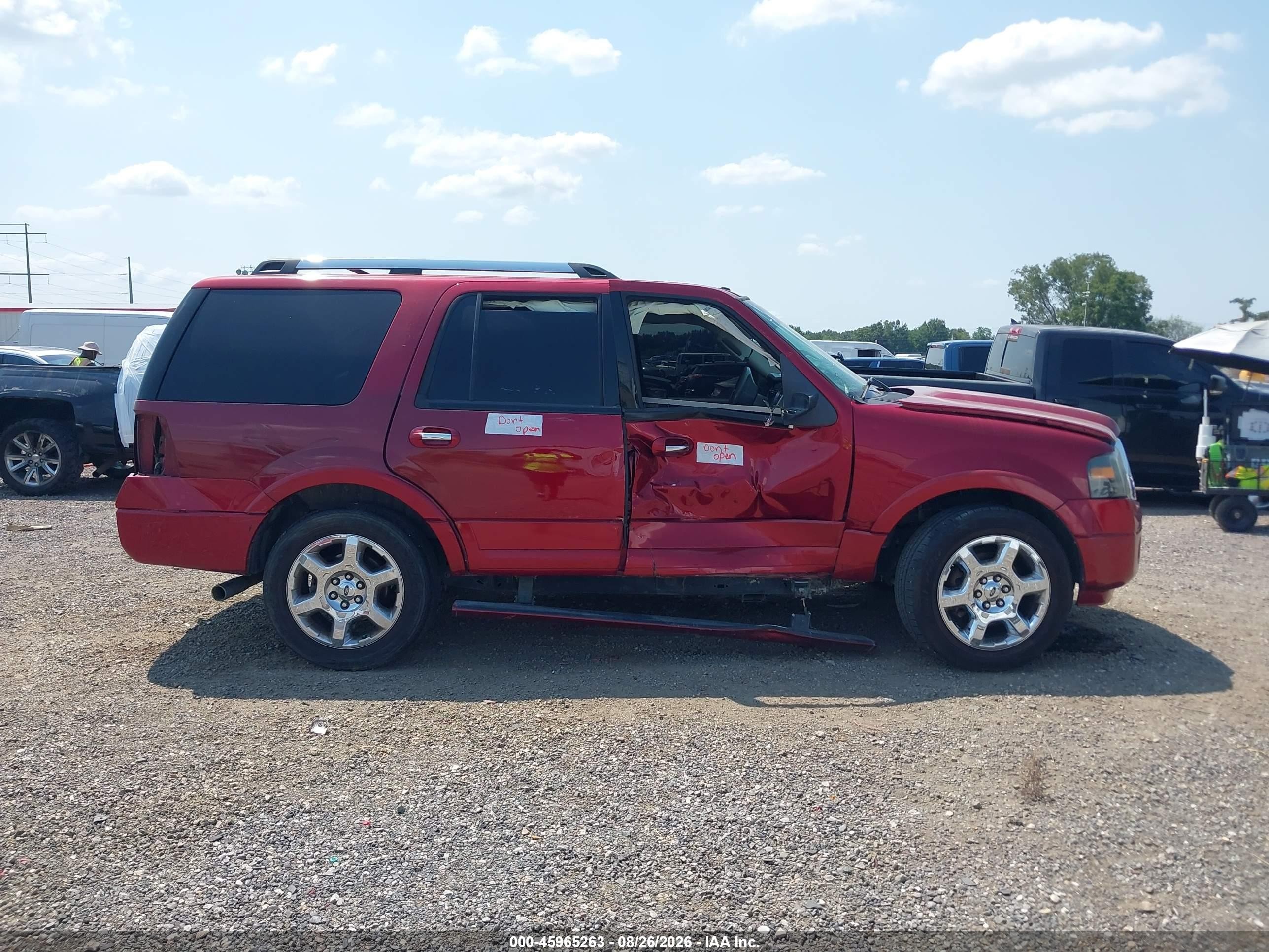 2013 Ford Expedition Limited Red vin: 1FMJU1K57DEF50260