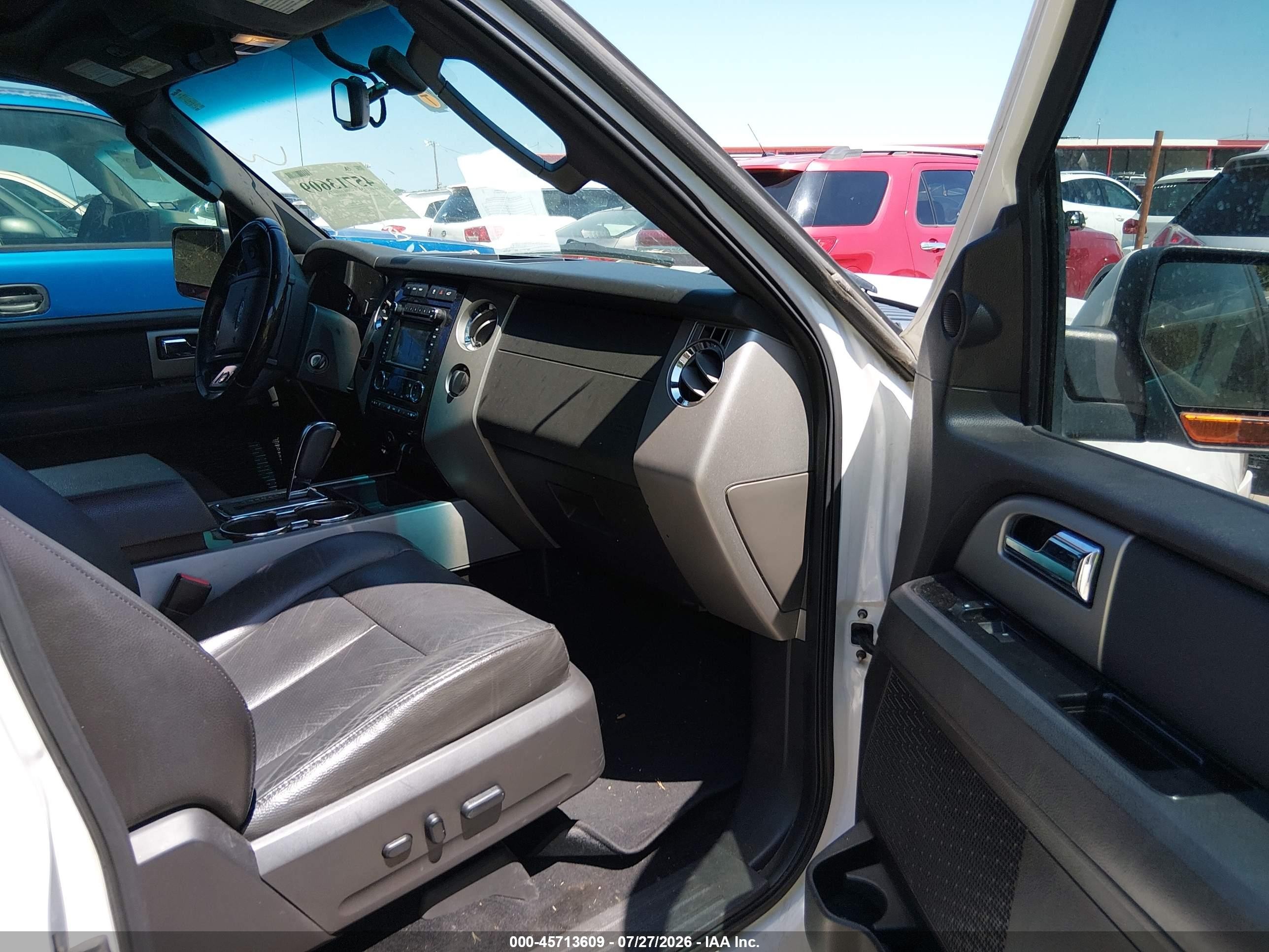 2011 Ford Expedition Limited White vin: 1FMJU1K58BEF35988