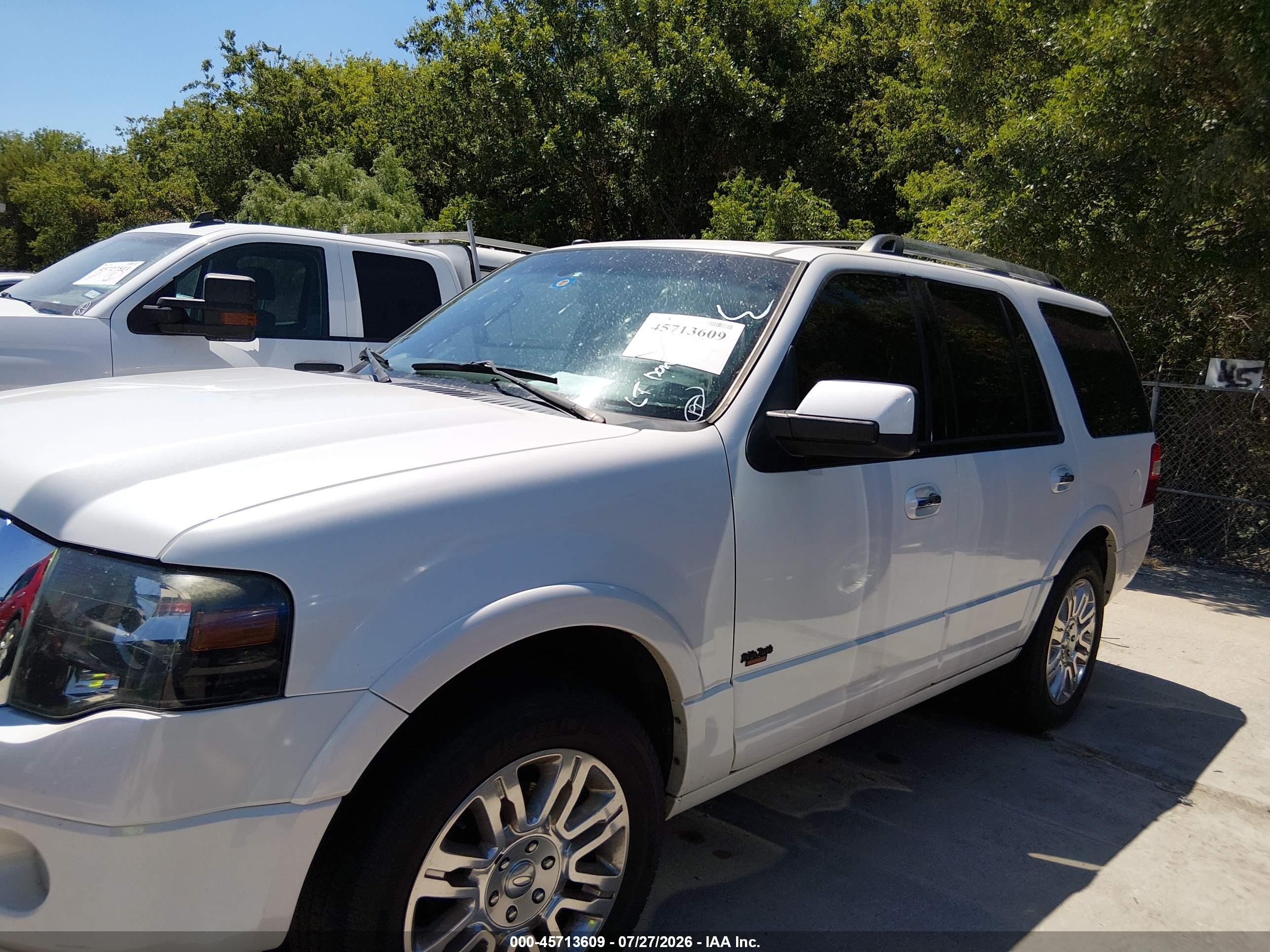 2011 Ford Expedition Limited White vin: 1FMJU1K58BEF35988