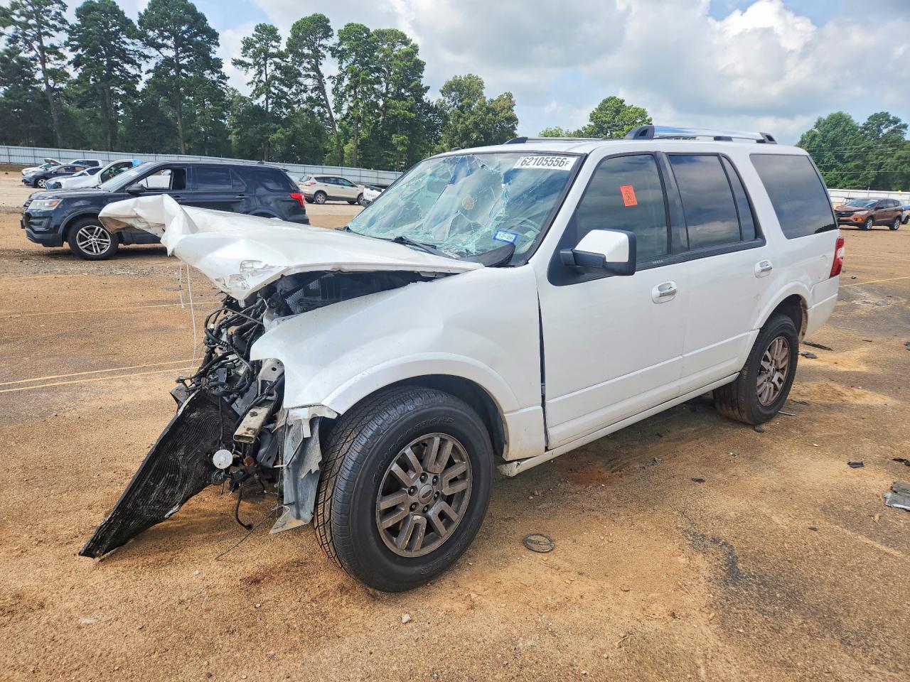 2012 Ford Expedition Limited White vin: 1FMJU1K58CEF15435