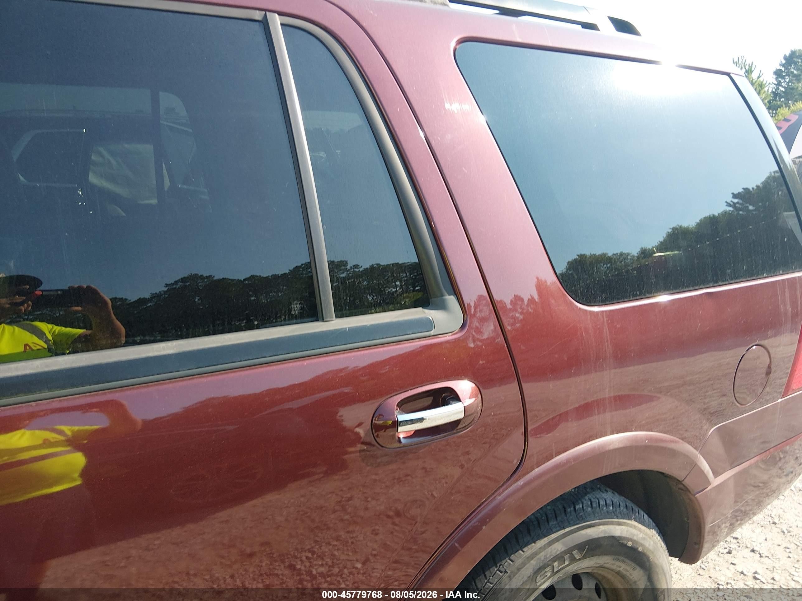 2010 Ford Expedition Limited Maroon vin: 1FMJU1K59AEB47232