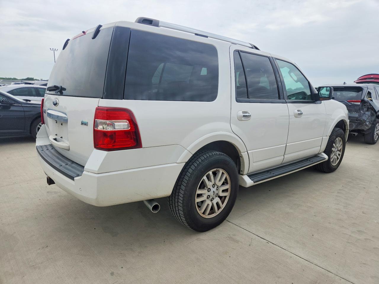 2012 Ford Expedition Limited White vin: 1FMJU1K59CEF59654