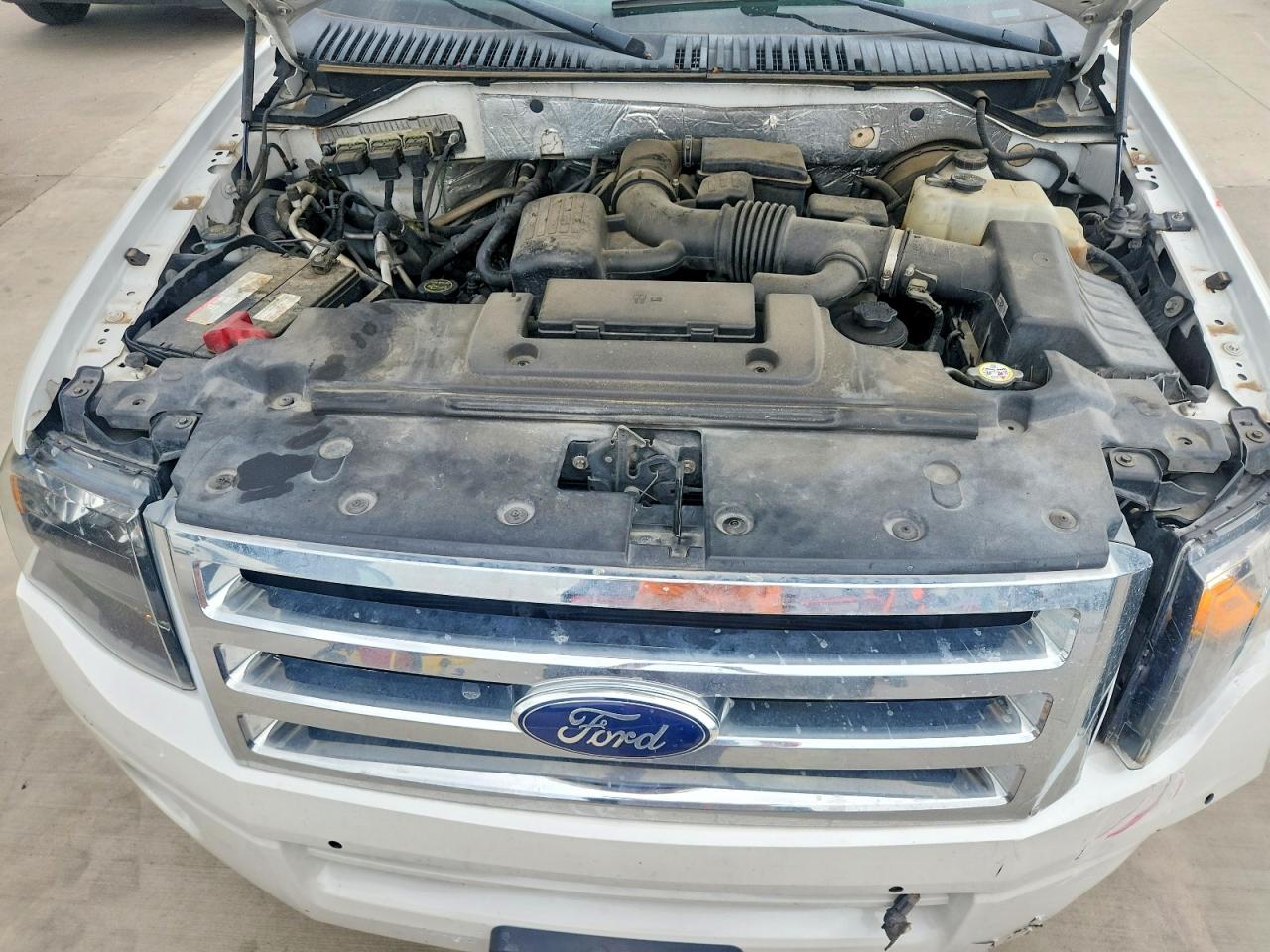 2012 Ford Expedition Limited White vin: 1FMJU1K59CEF59654
