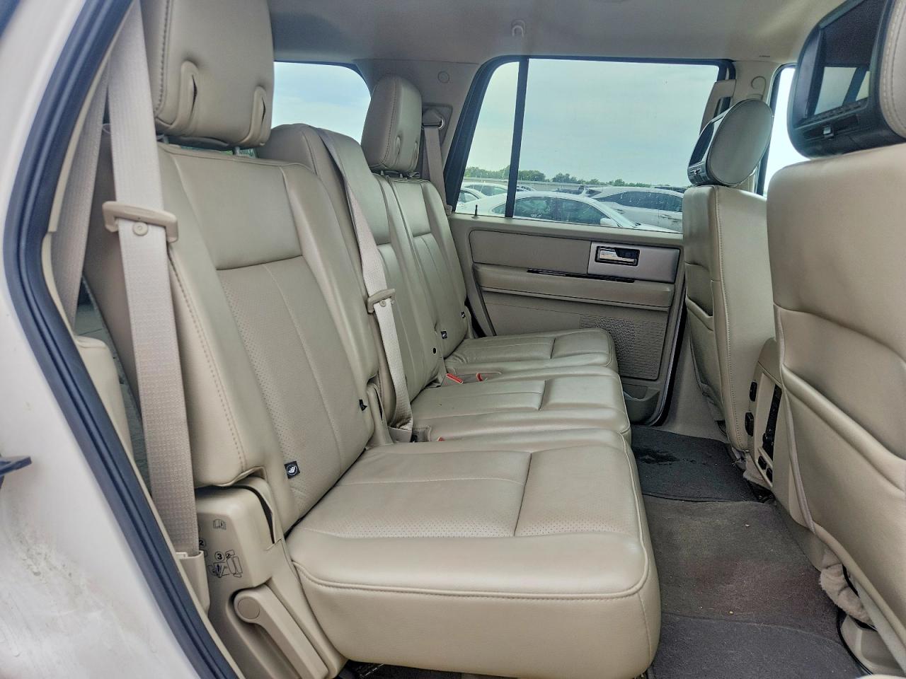 2012 Ford Expedition Limited White vin: 1FMJU1K59CEF59654