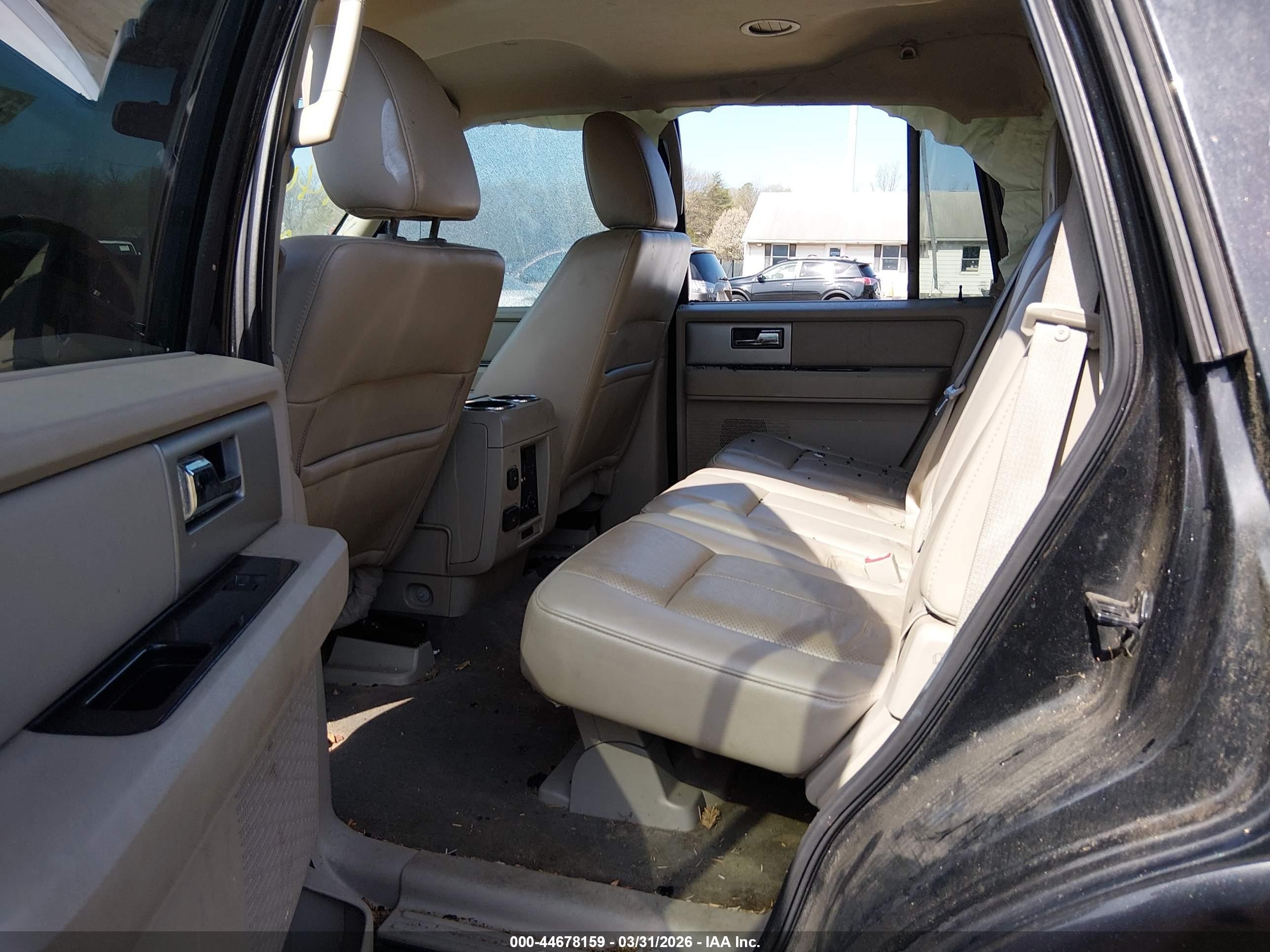 2014 Ford Expedition Limited Черный vin: 1FMJU1K59EEF35034