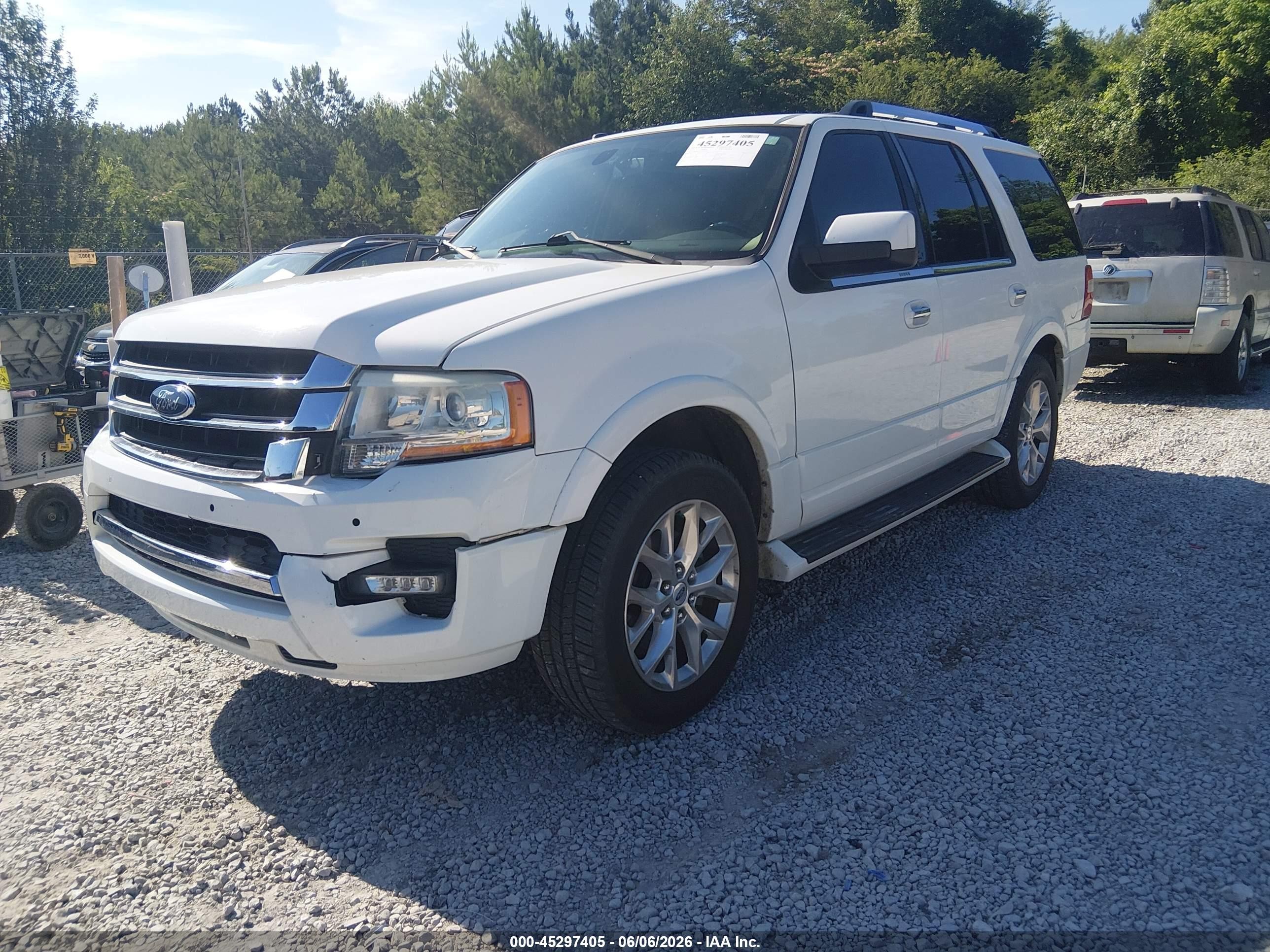 2015 Ford Expedition Limited White vin: 1FMJU1KT1FEF07258