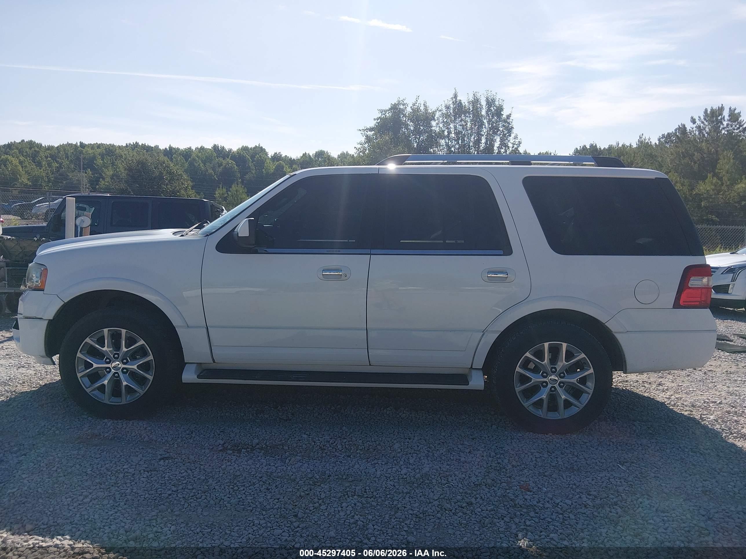 2015 Ford Expedition Limited White vin: 1FMJU1KT1FEF07258