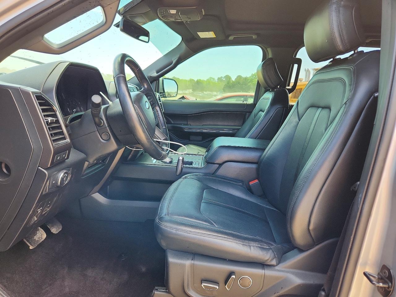 2020 Ford Expedition Limited Silver vin: 1FMJU1KT1LEA00789