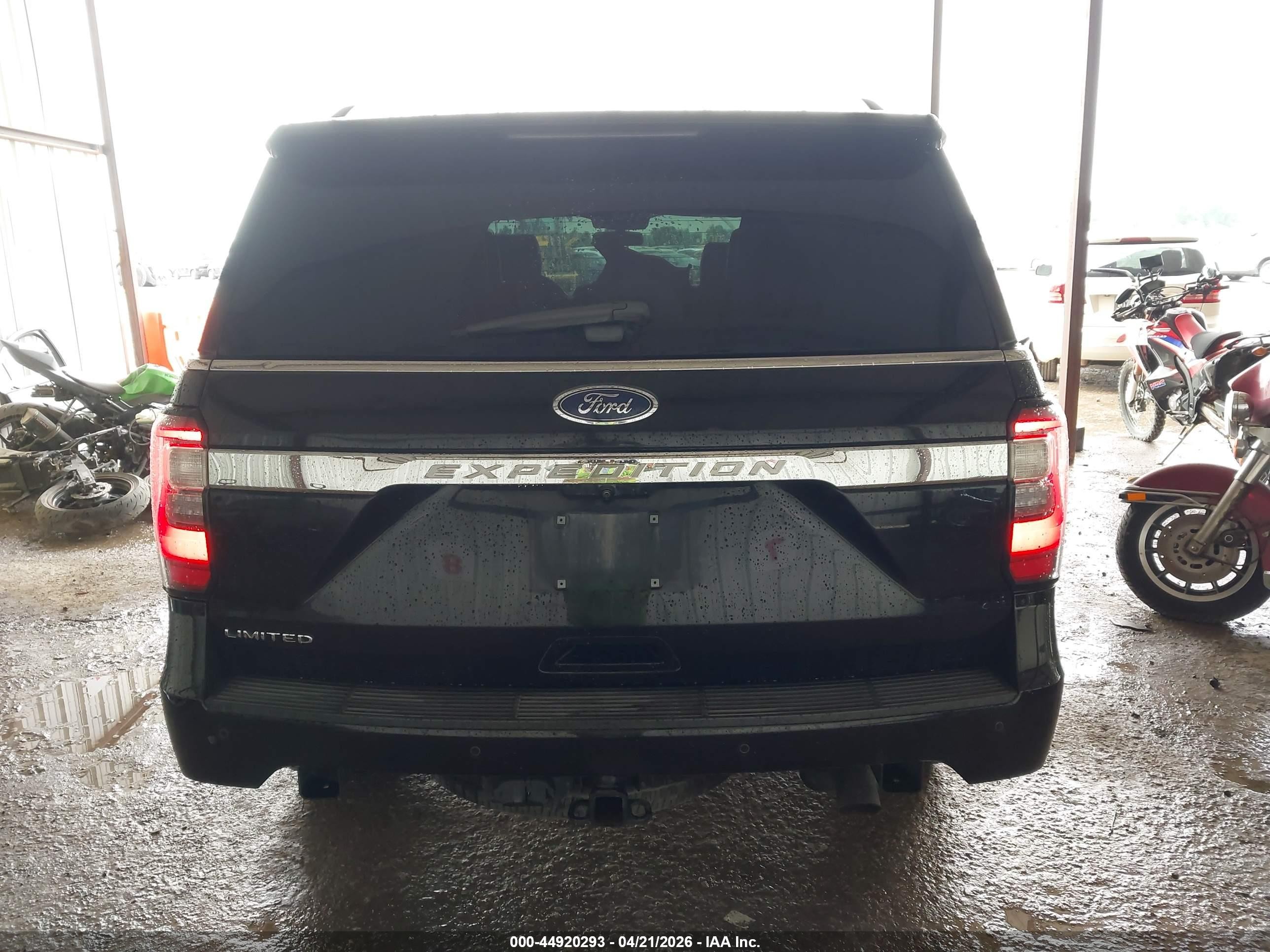 2020 Ford Expedition Limited Black vin: 1FMJU1KT3LEA39755