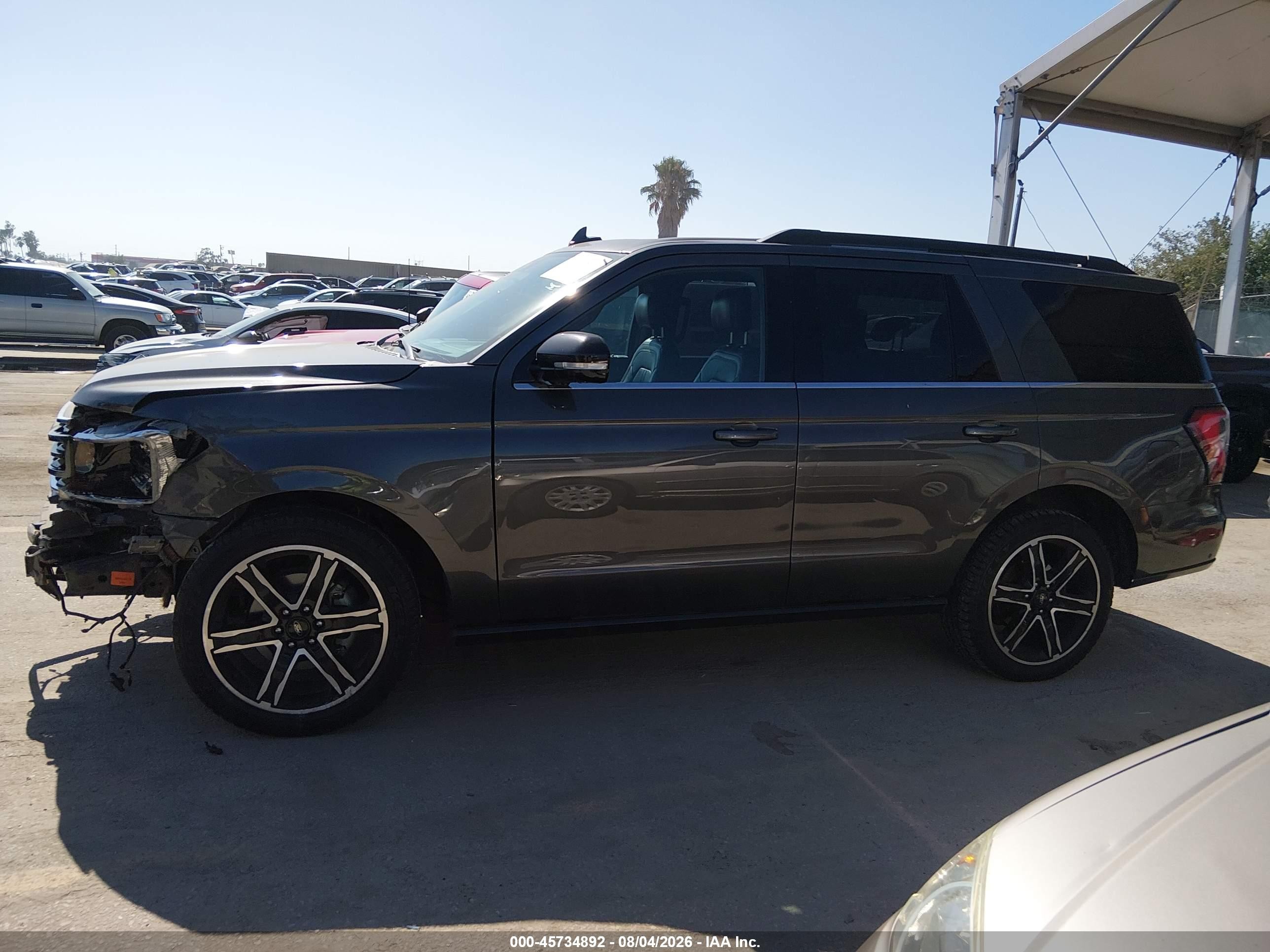 2020 Ford Expedition Limited Серый vin: 1FMJU1KT7LEA29097