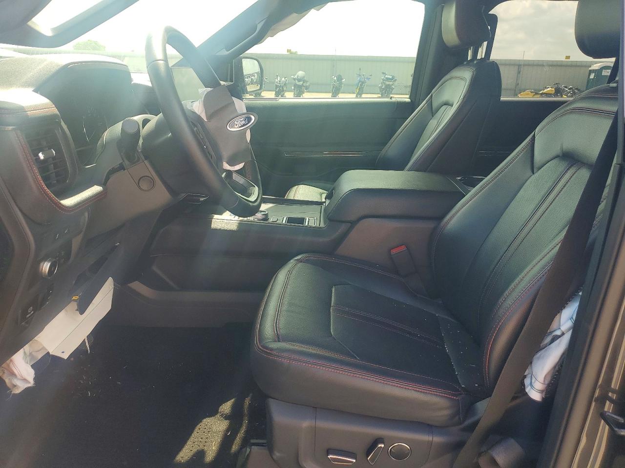 2022 Ford Expedition Limited Charcoal vin: 1FMJU1KT7NEA35694