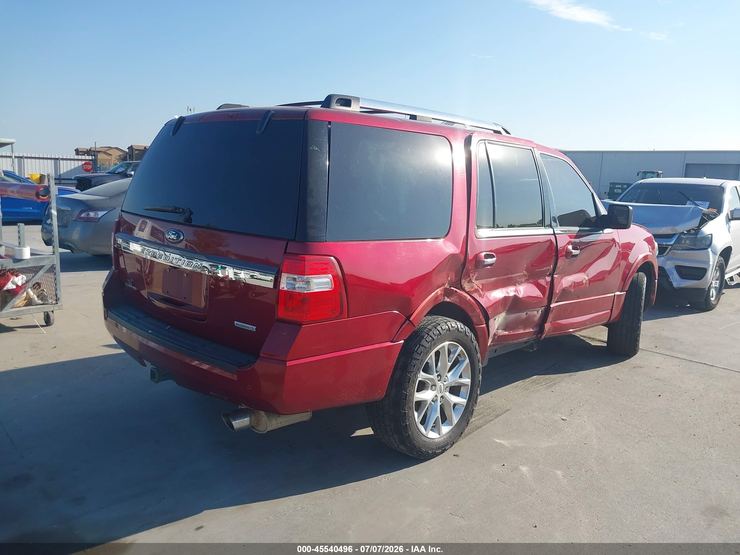 2015 Ford Expedition Limited Red vin: 1FMJU1KTXFEF28139