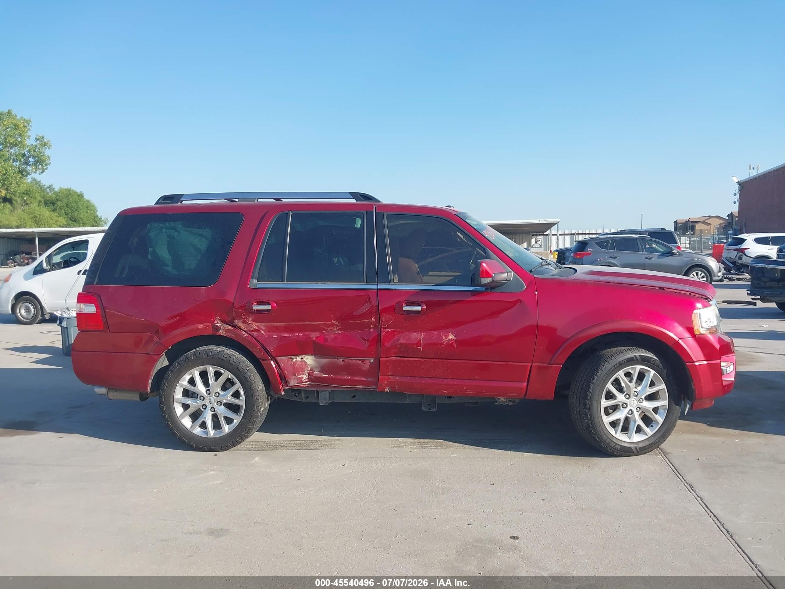 2015 Ford Expedition Limited Red vin: 1FMJU1KTXFEF28139