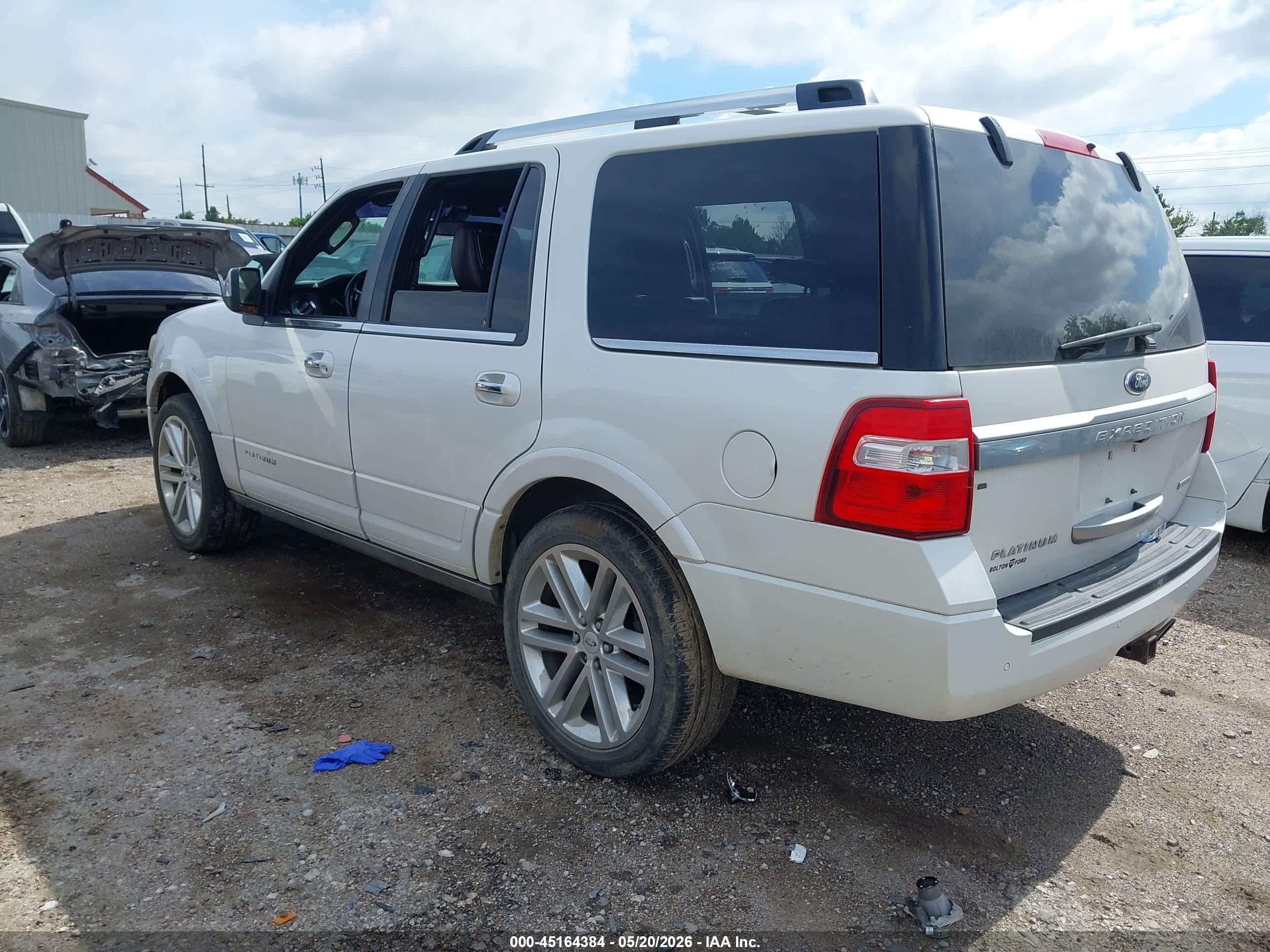2015 Ford Expedition Platinum White vin: 1FMJU1LT0FEF00946
