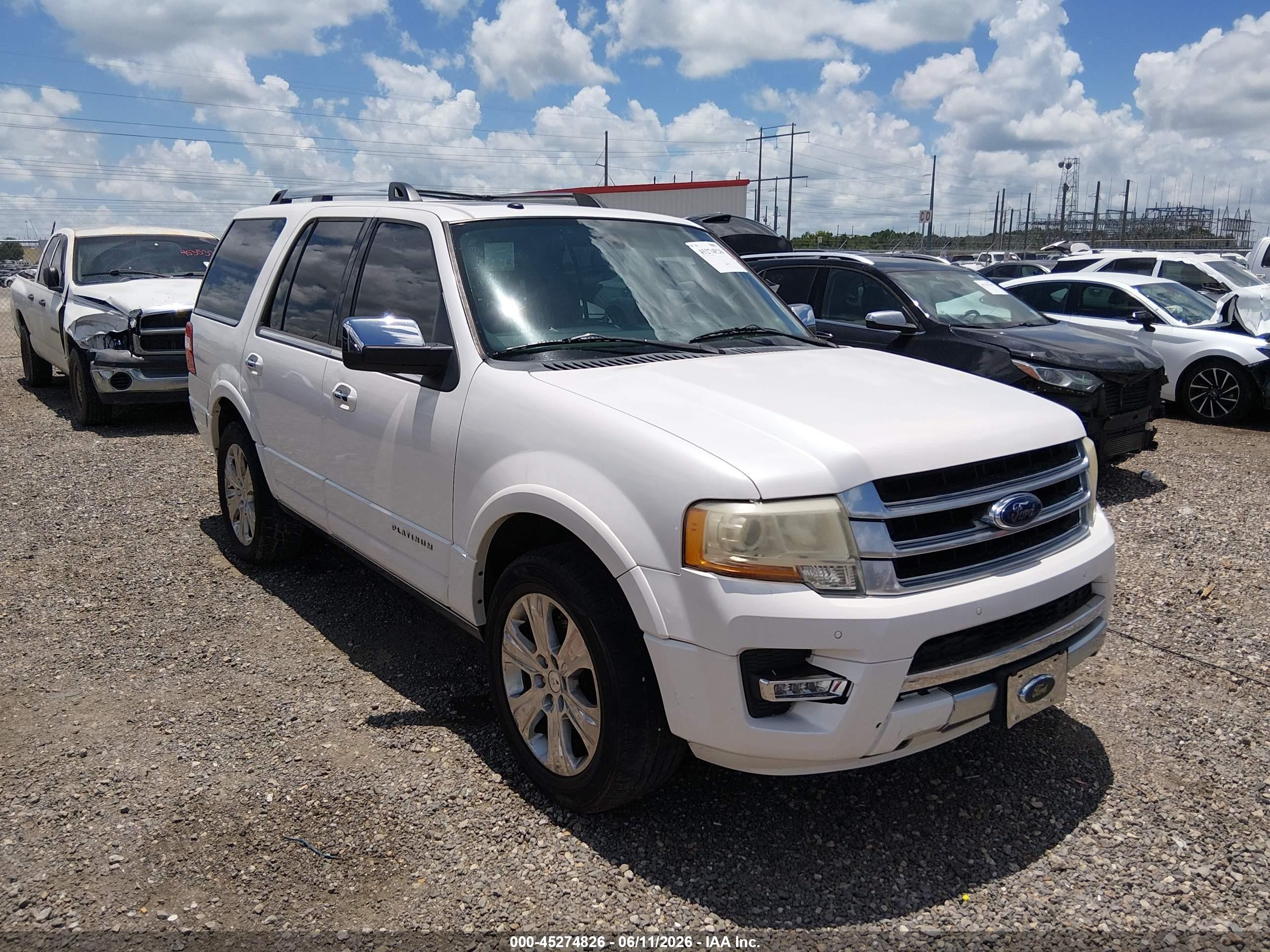 2015 Ford Expedition Platinum White vin: 1FMJU1LT4FEF34873