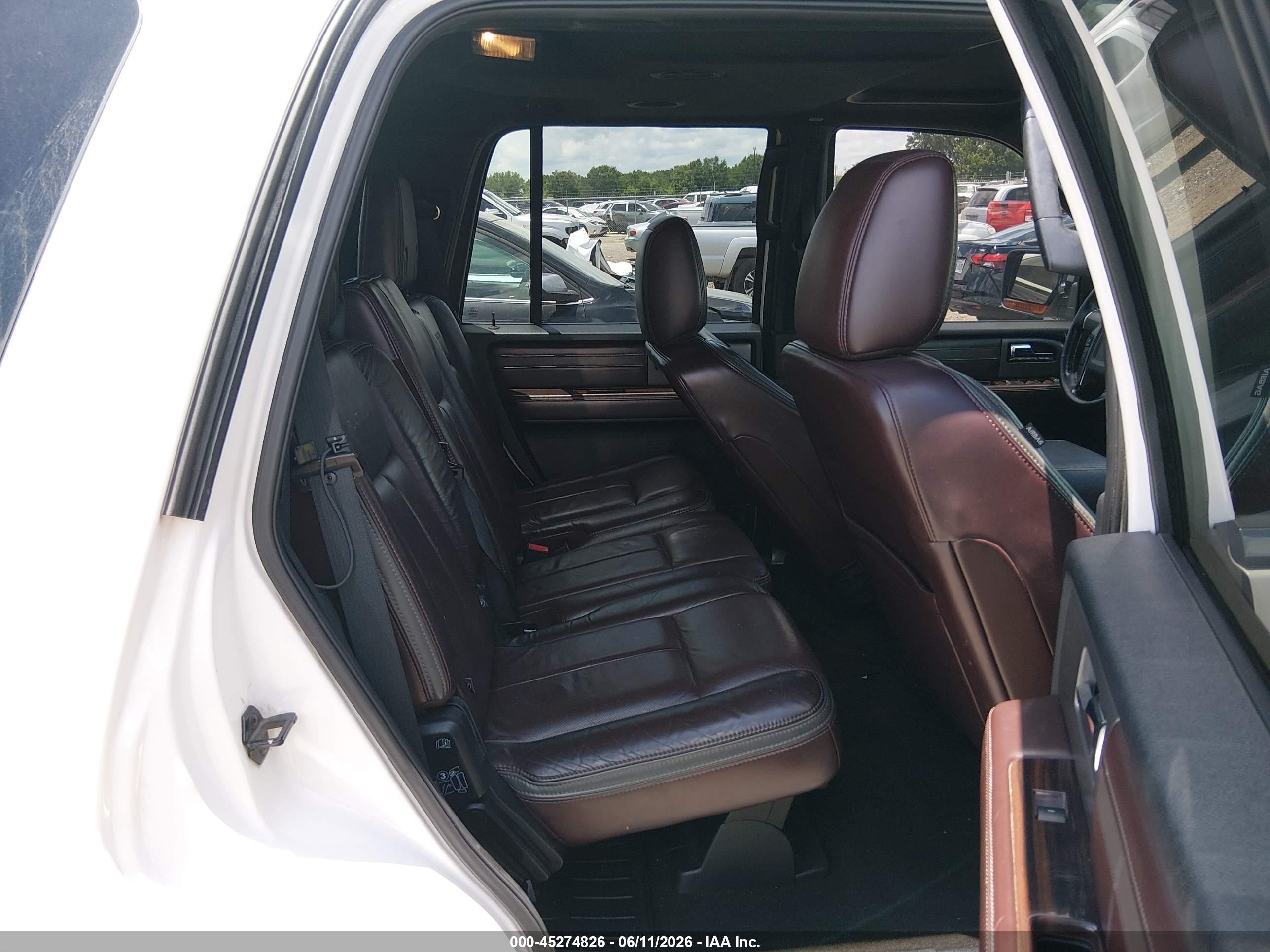 2015 Ford Expedition Platinum White vin: 1FMJU1LT4FEF34873