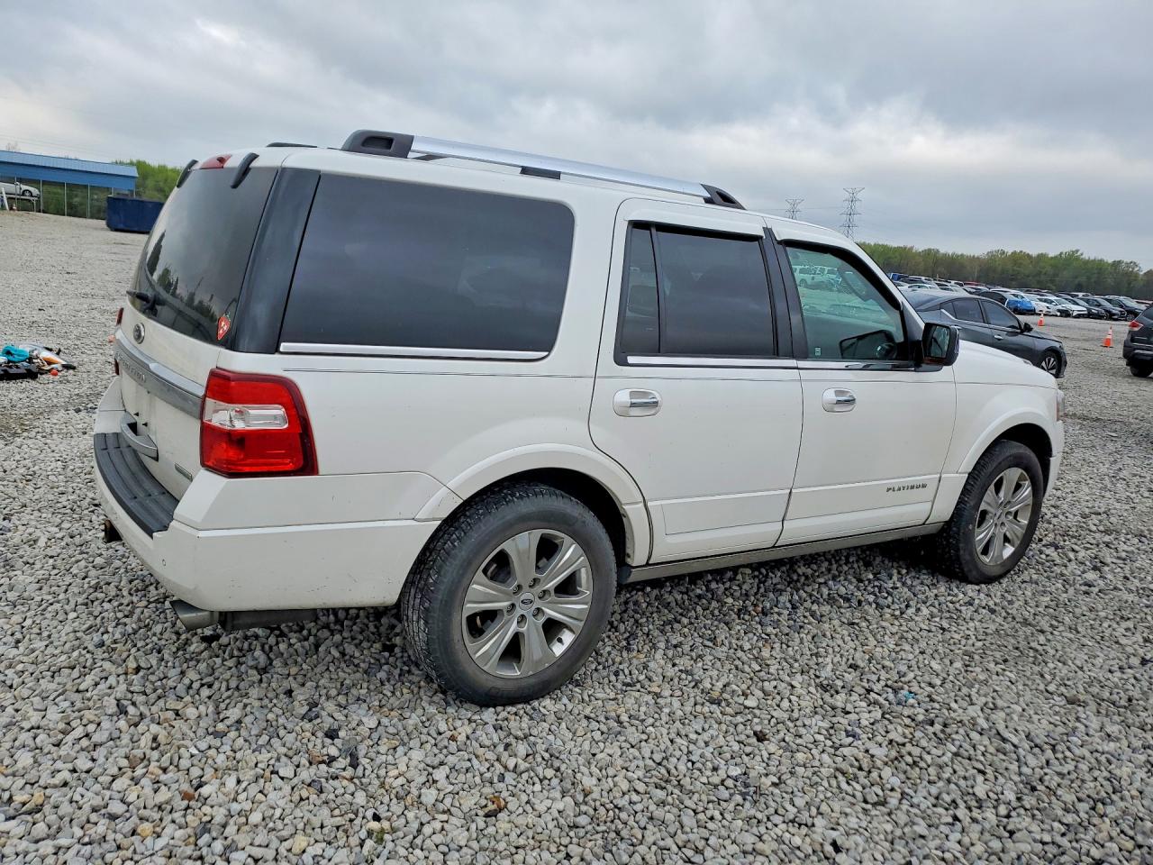 2015 Ford Expedition Platinum White vin: 1FMJU1MT1FEF00937