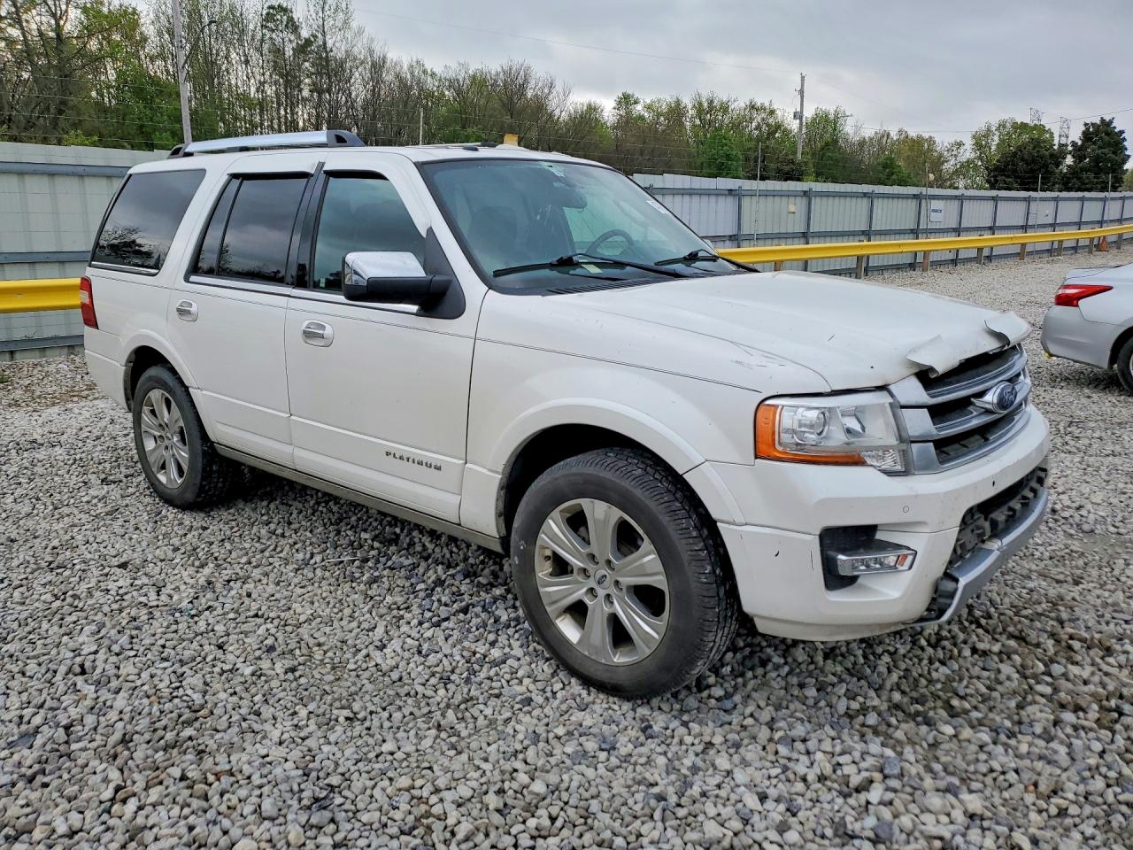 2015 Ford Expedition Platinum White vin: 1FMJU1MT1FEF00937