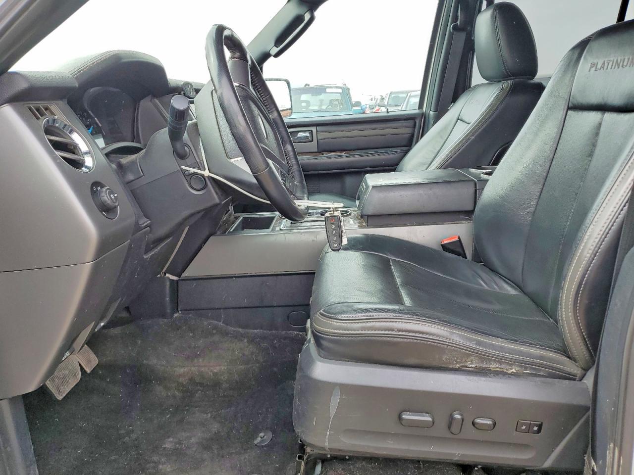 2015 Ford Expedition Platinum White vin: 1FMJU1MT2FEF14345