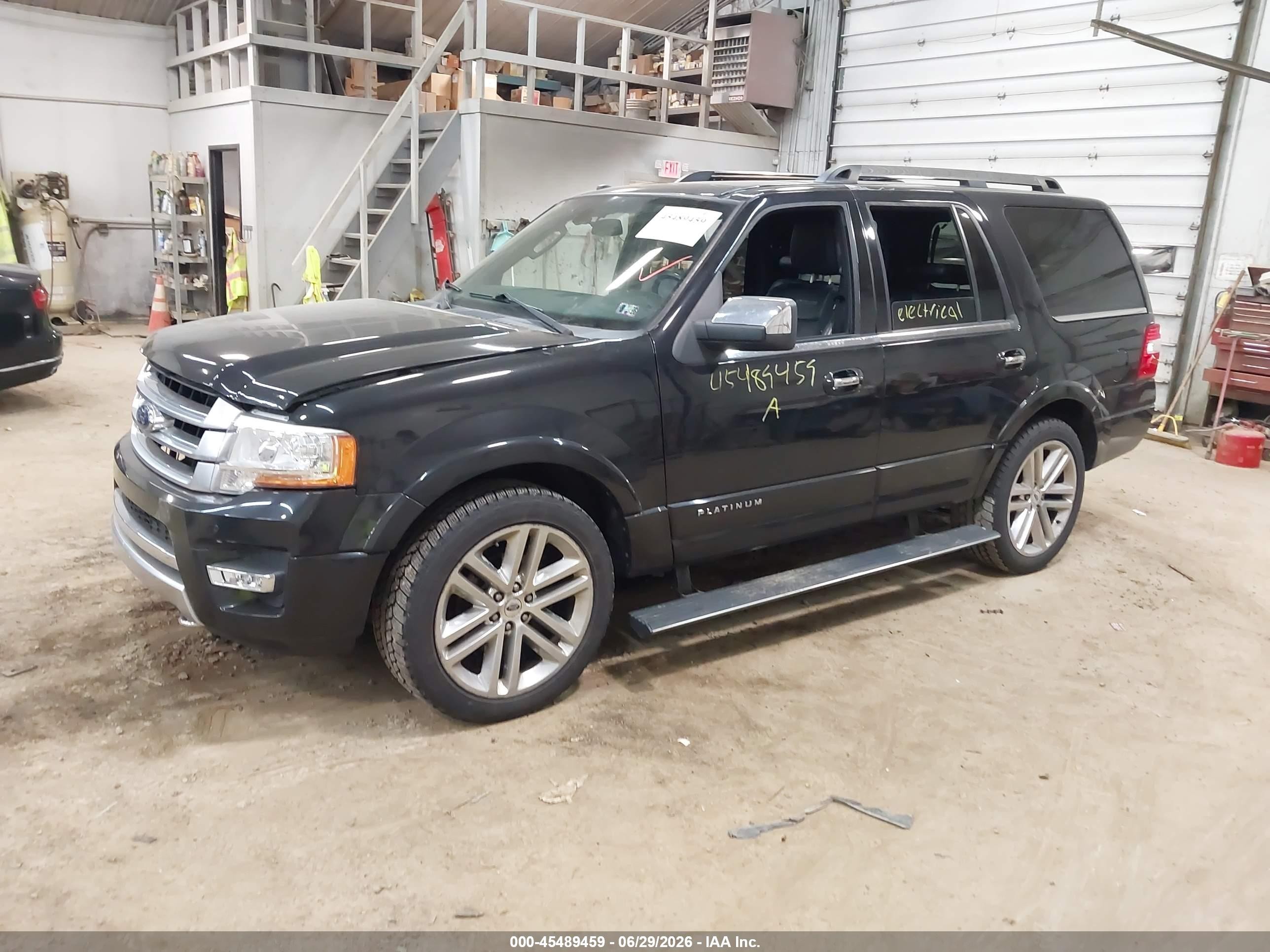 2015 Ford Expedition Platinum Черный vin: 1FMJU1MT7FEF20190