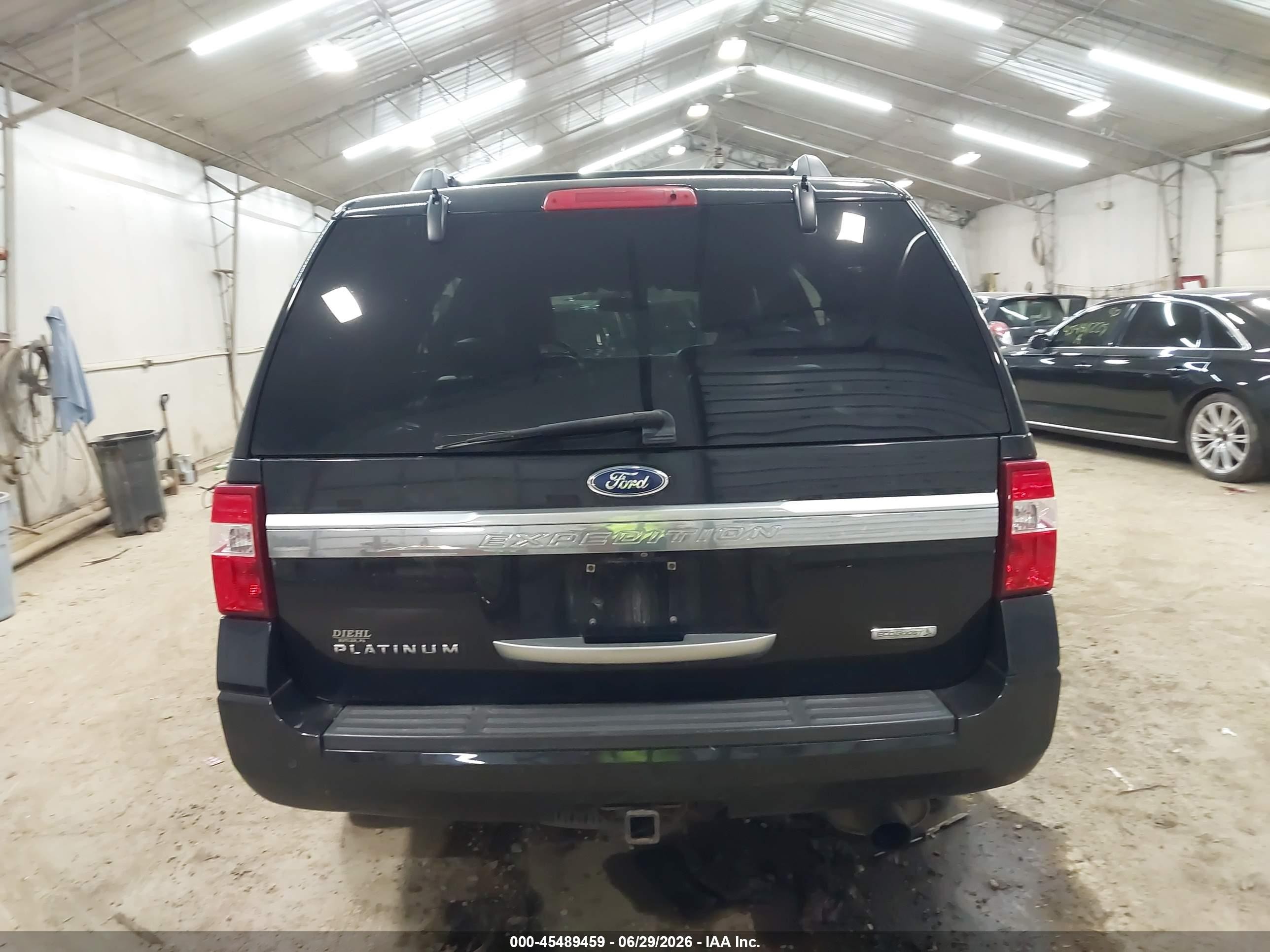 2015 Ford Expedition Platinum Черный vin: 1FMJU1MT7FEF20190