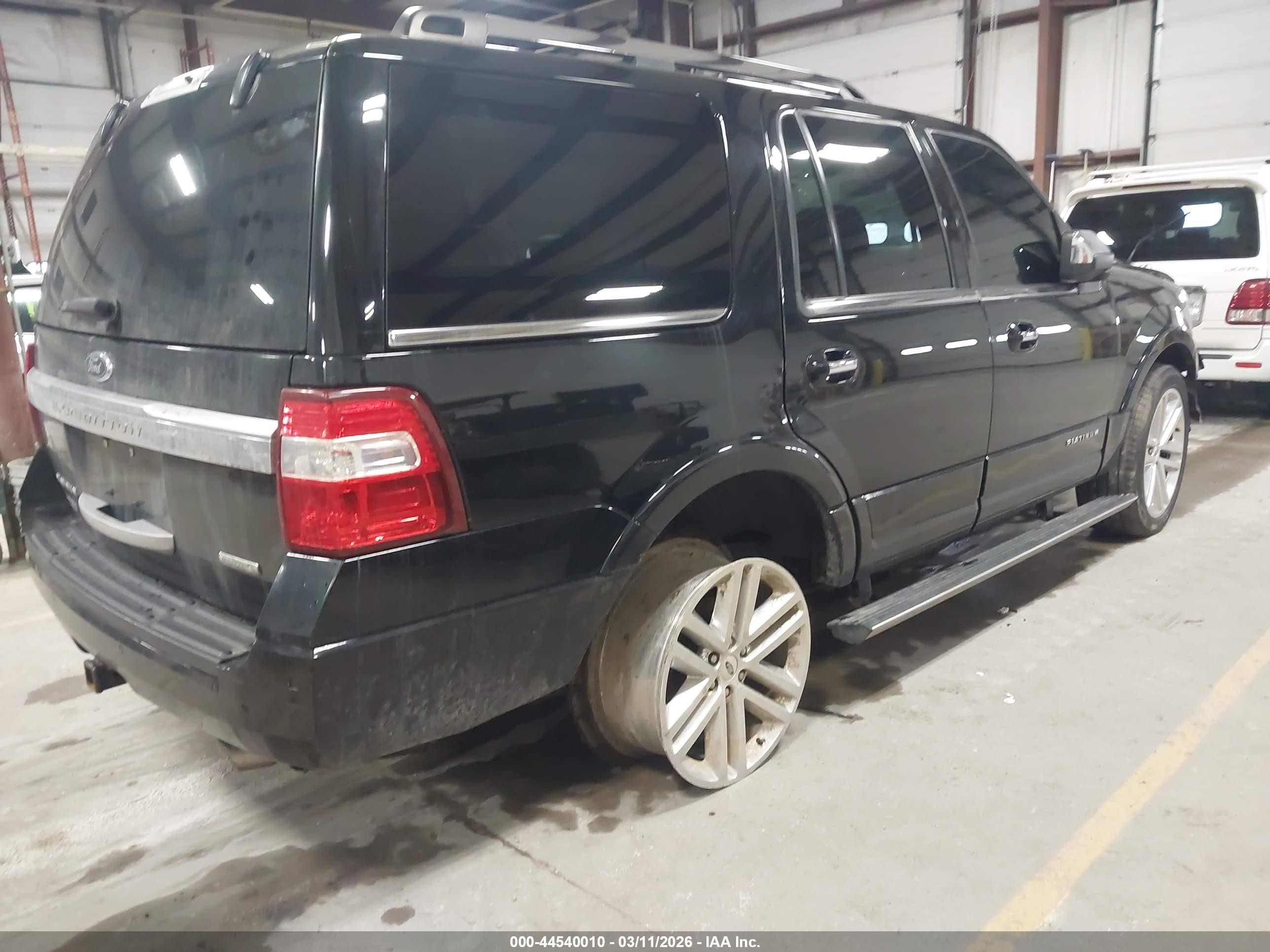 2016 Ford Expedition Platinum Черный vin: 1FMJU1MT7GEF39386