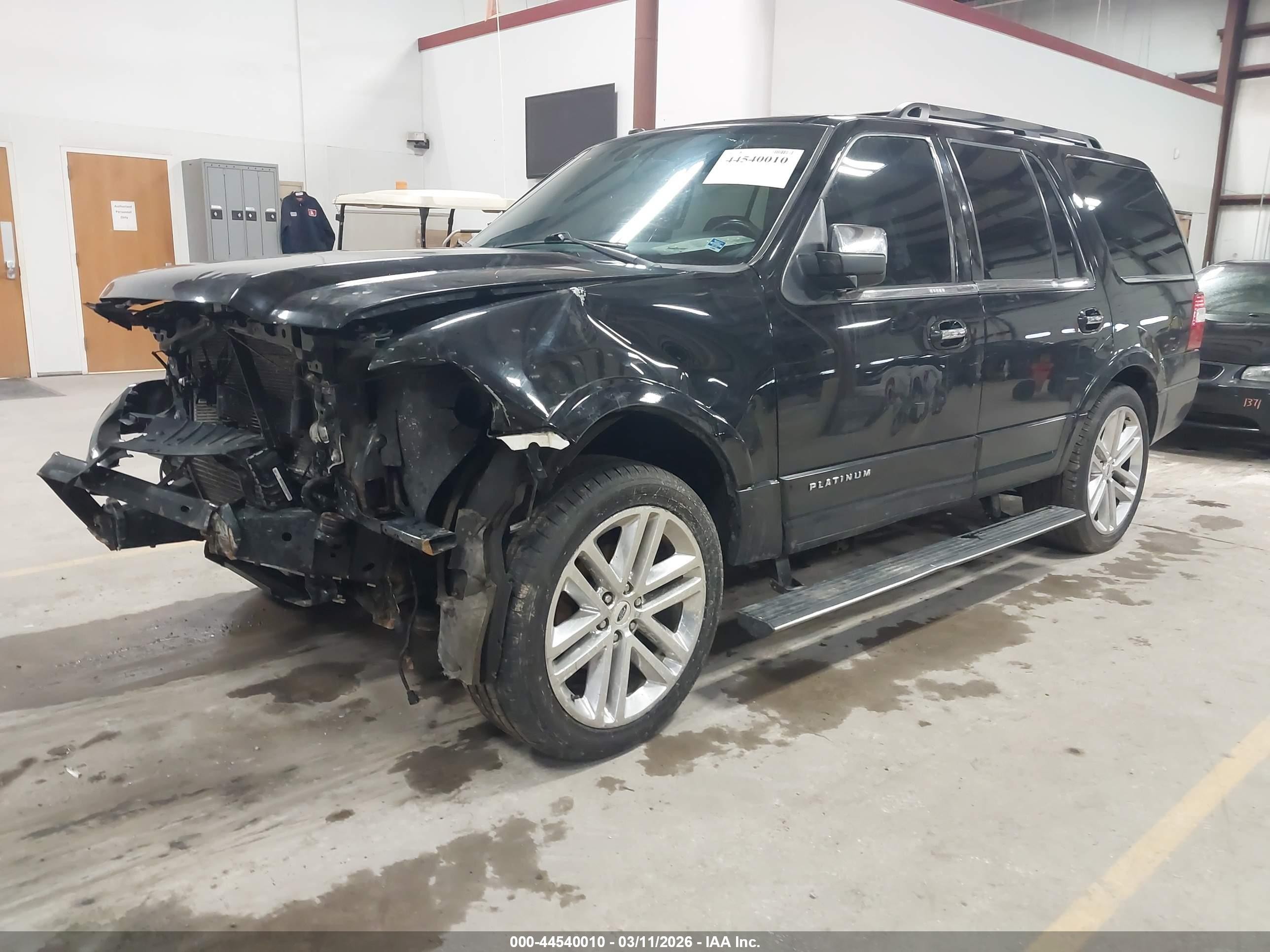 2016 Ford Expedition Platinum Черный vin: 1FMJU1MT7GEF39386