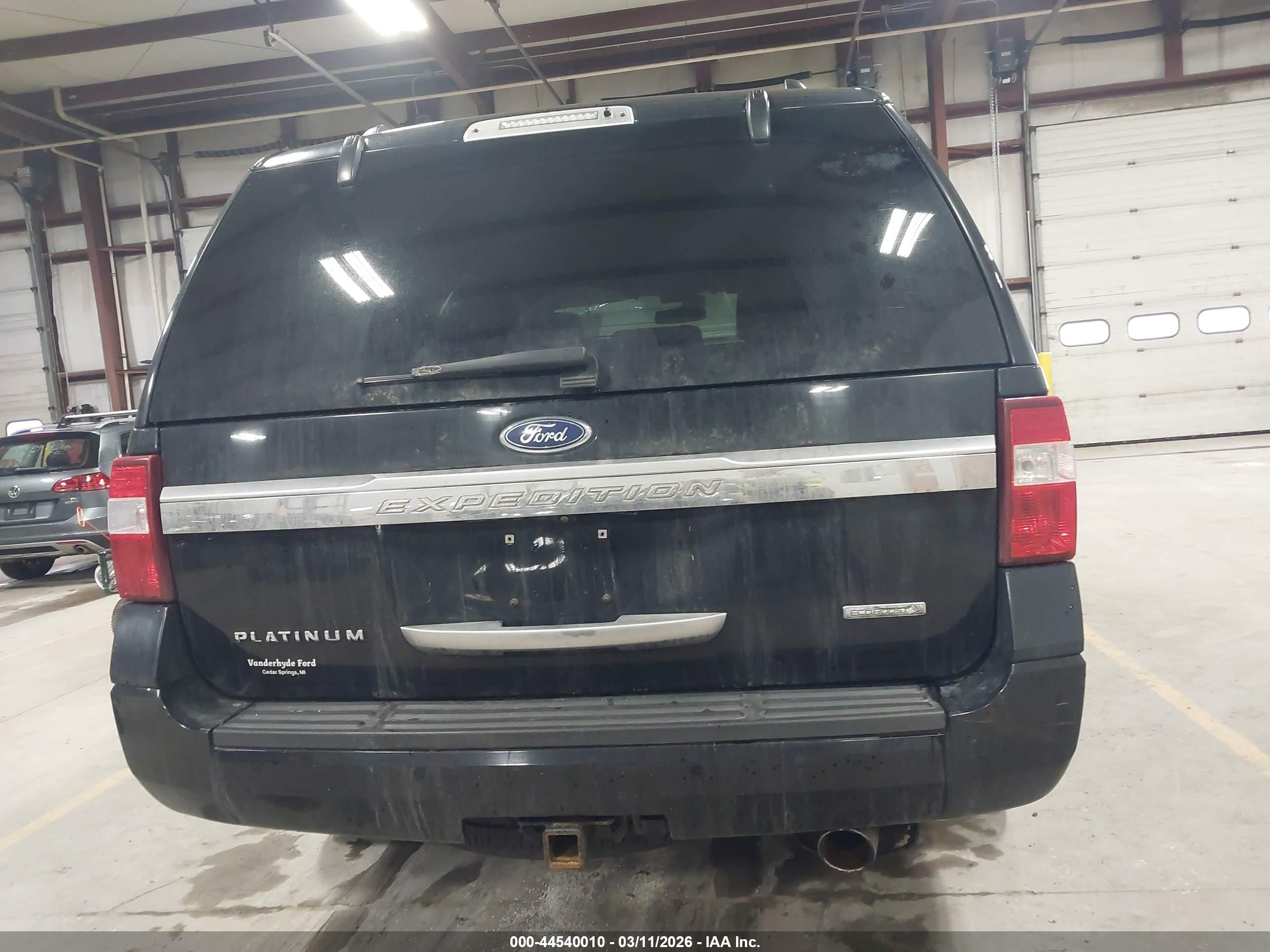 2016 Ford Expedition Platinum Черный vin: 1FMJU1MT7GEF39386