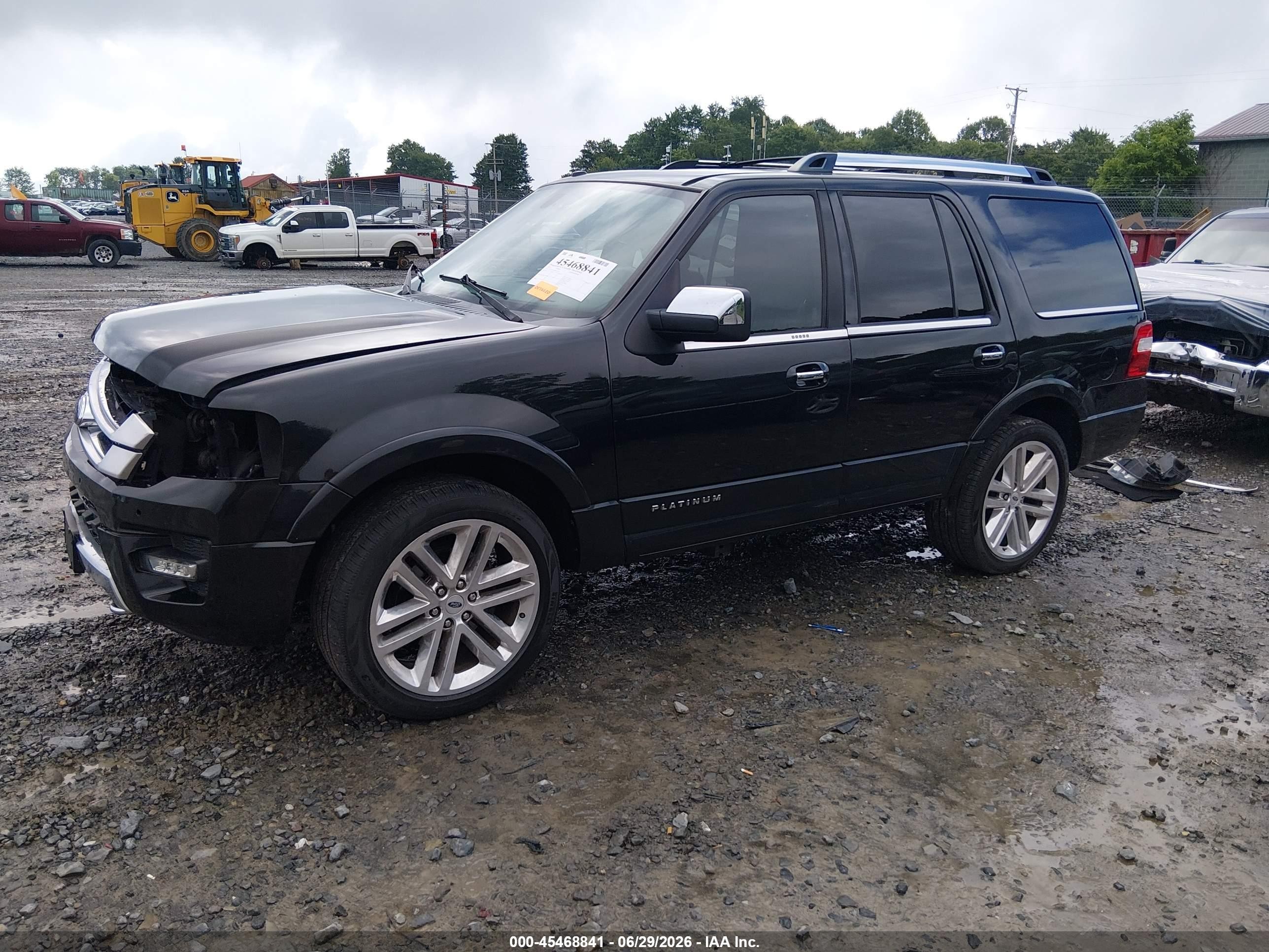 2015 Ford Expedition Platinum Black vin: 1FMJU1MT8FEF21722