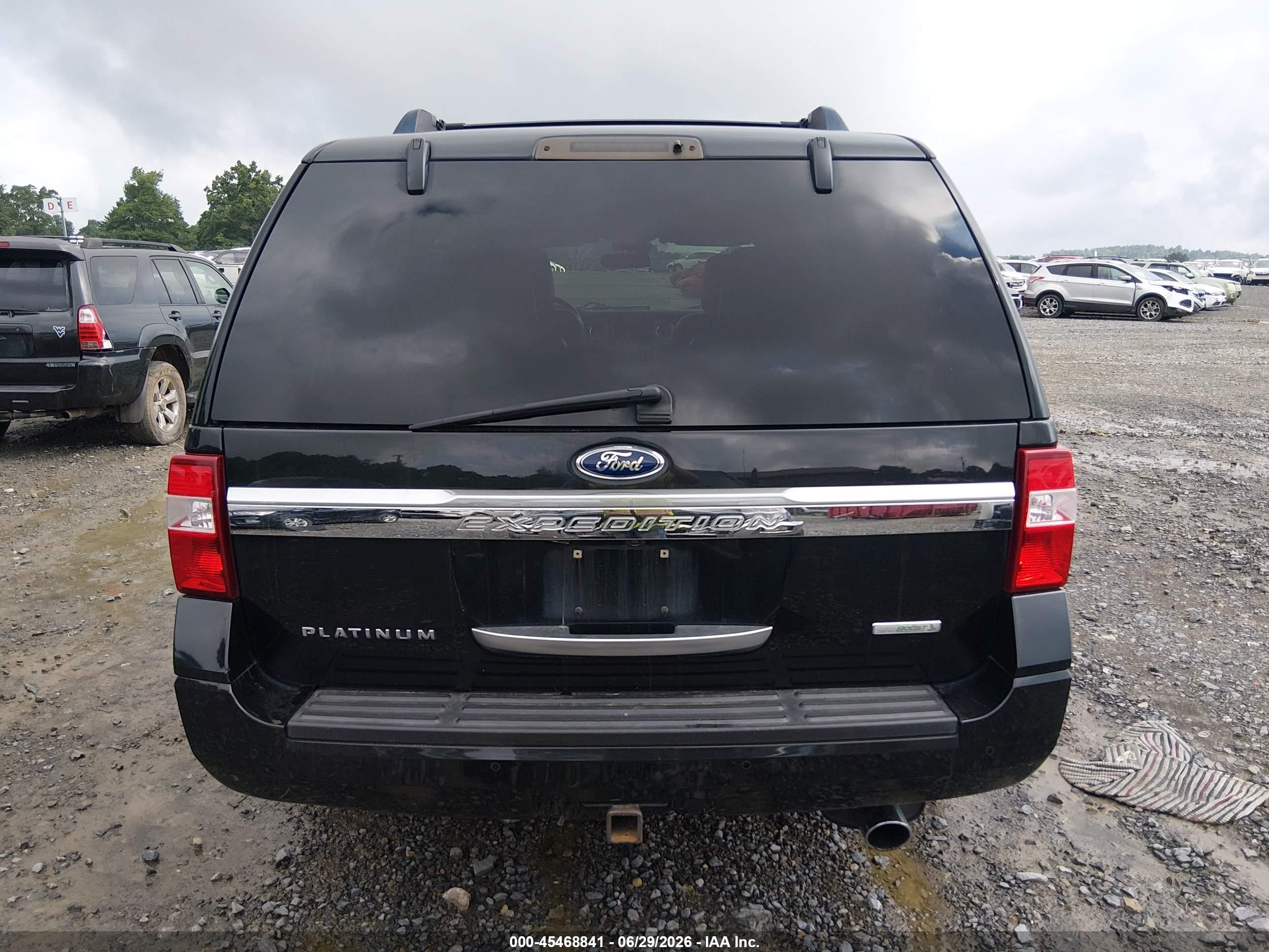 2015 Ford Expedition Platinum Black vin: 1FMJU1MT8FEF21722
