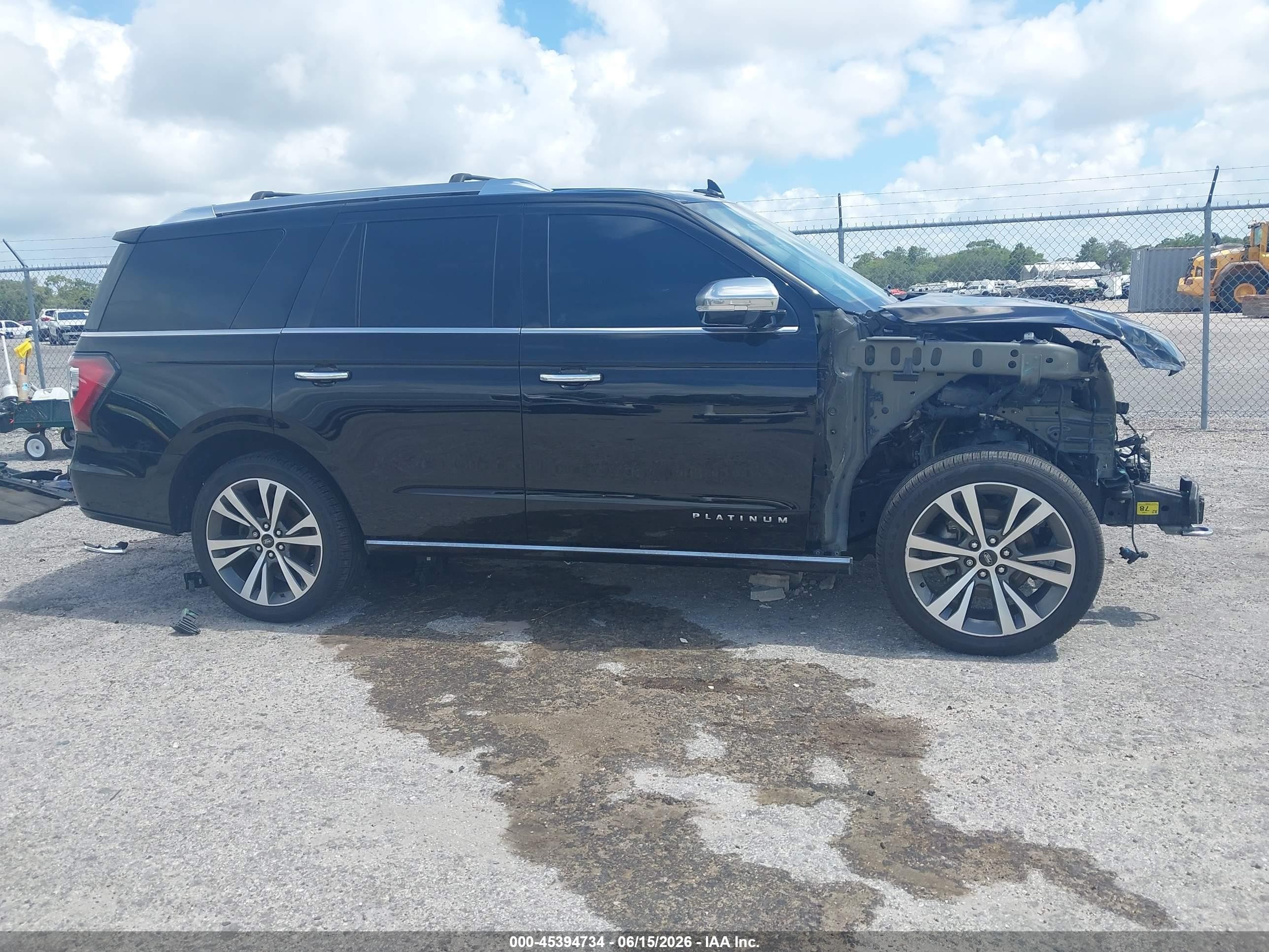 2020 Ford Expedition Platinum Black vin: 1FMJU1MT9LEA27235