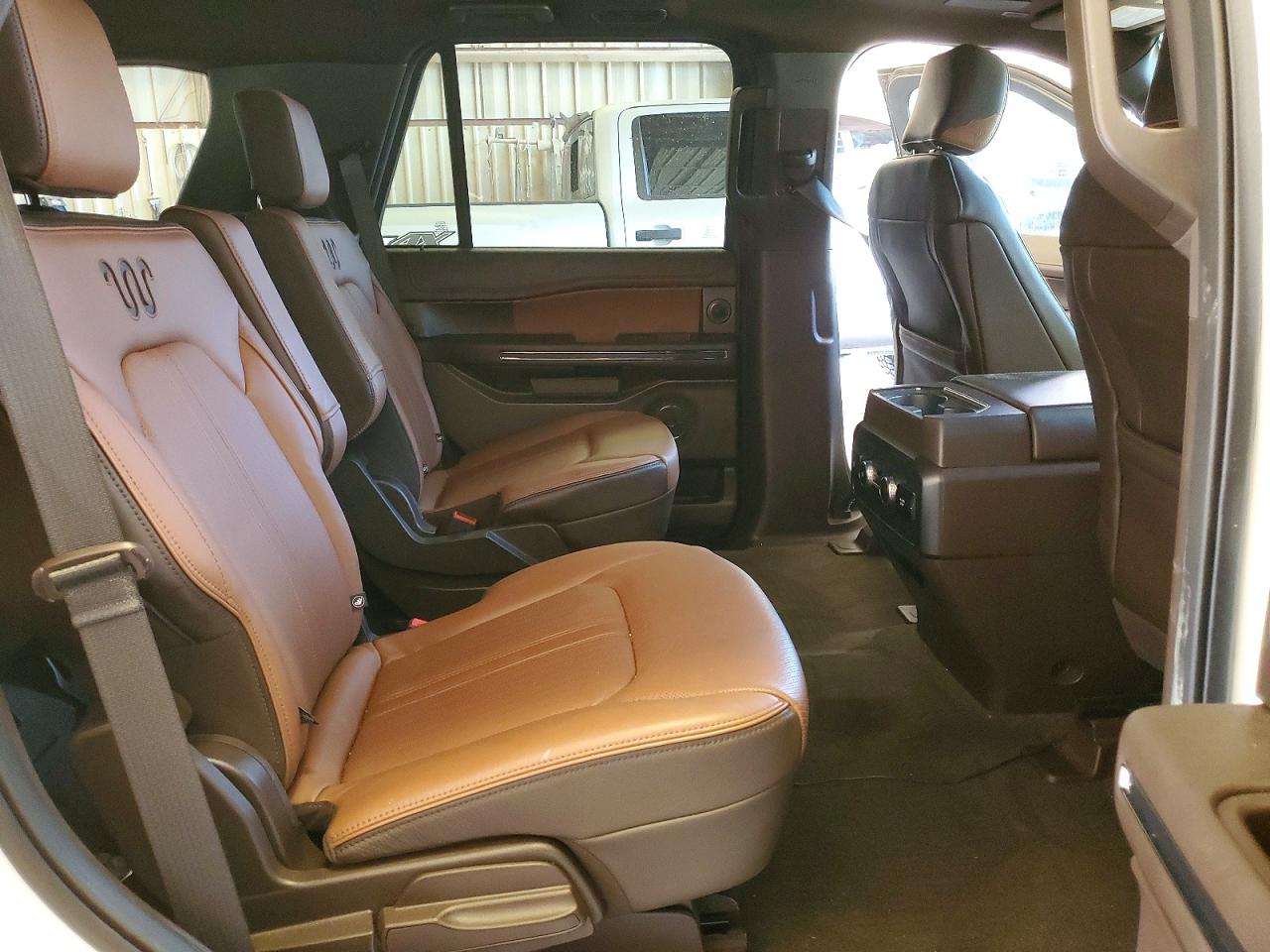 2023 Ford Expedition King Ranch Белый vin: 1FMJU1P83PEA10301