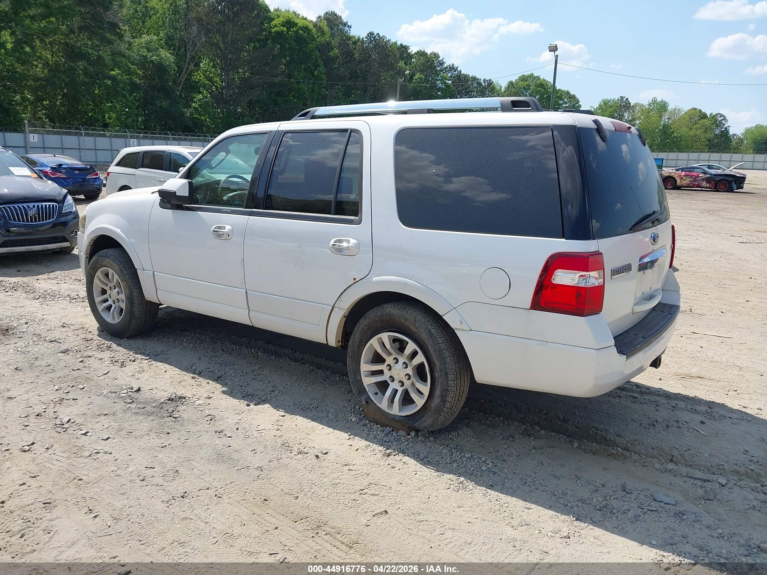 2010 Ford Expedition Limited White vin: 1FMJU2A50AEA17878