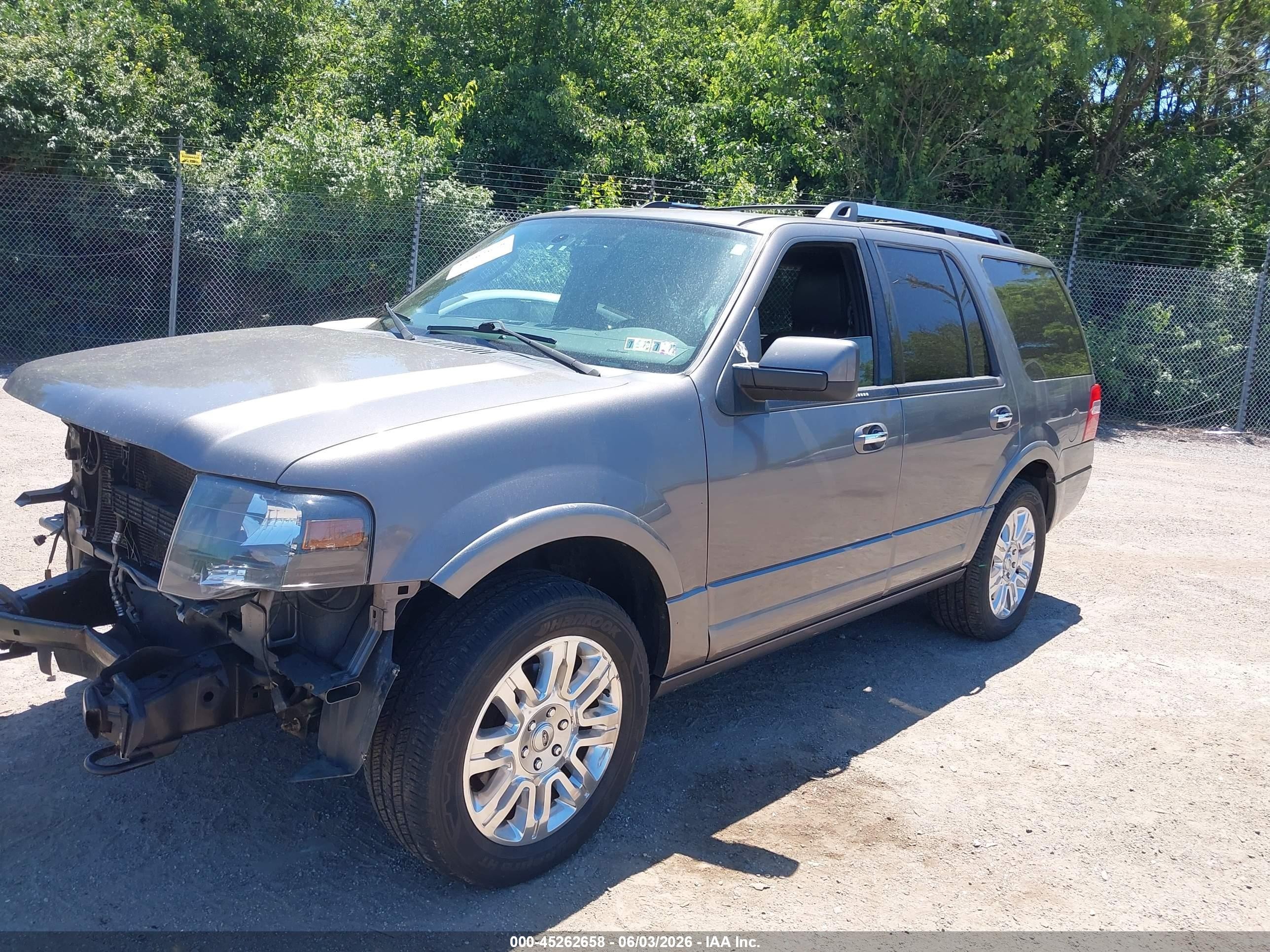 2014 Ford Expedition Limited Gray vin: 1FMJU2A50EEF28657