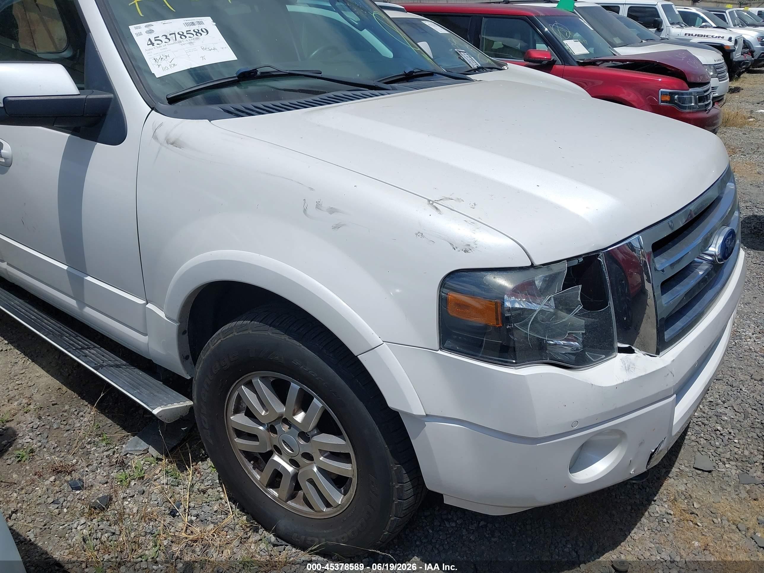 2012 Ford Expedition Limited White vin: 1FMJU2A51CEF16787