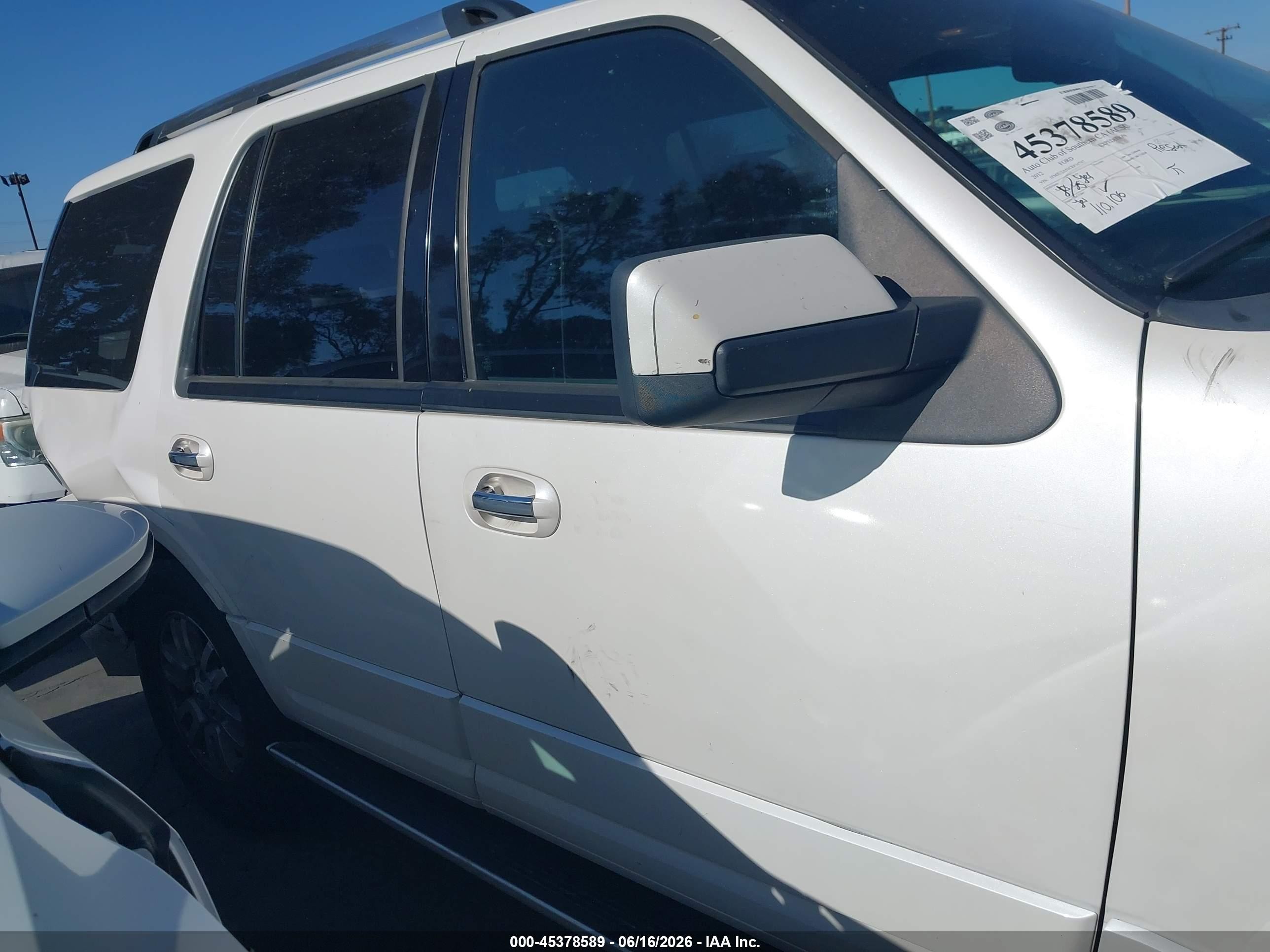 2012 Ford Expedition Limited White vin: 1FMJU2A51CEF16787