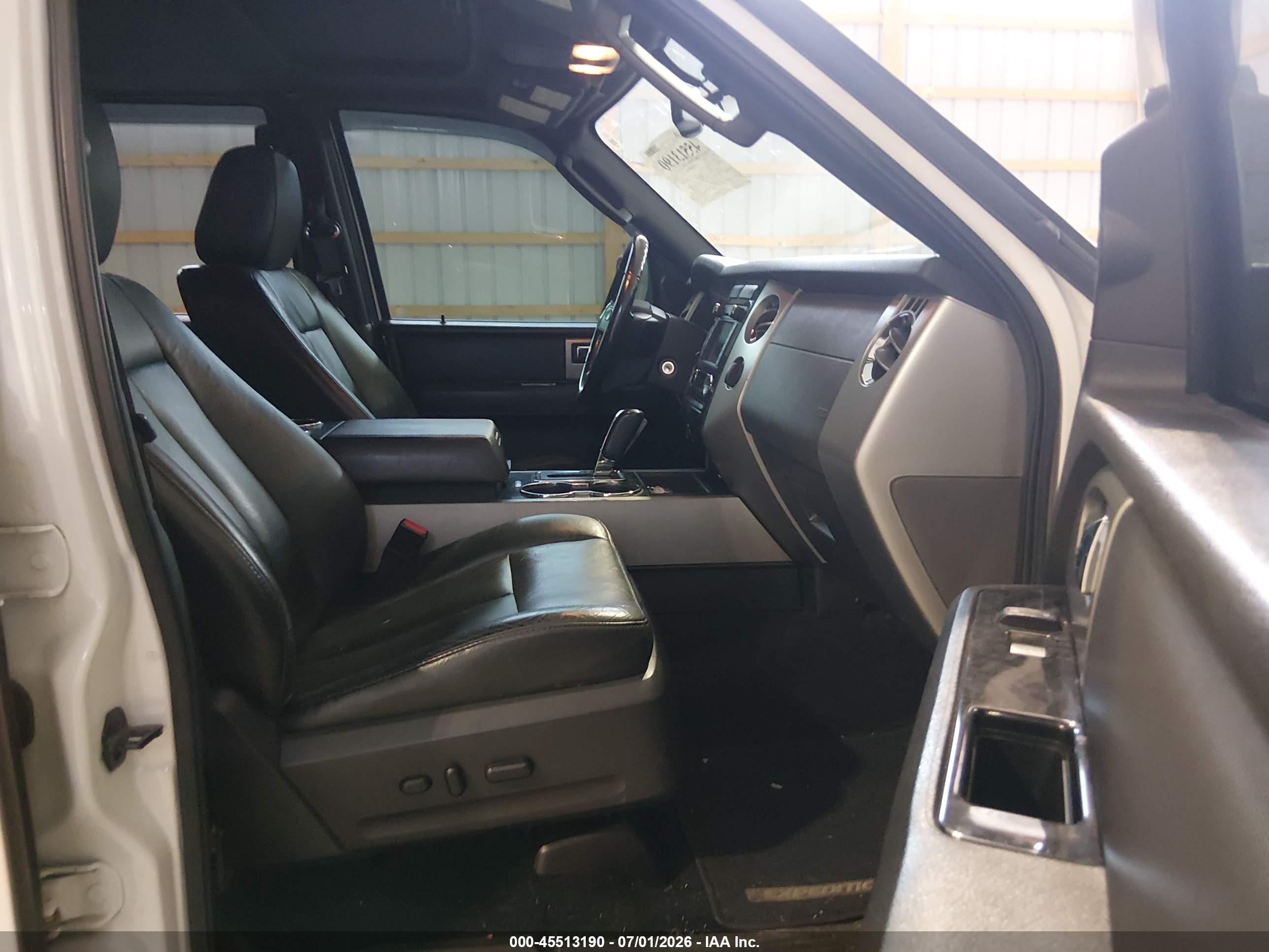 2012 Ford Expedition Limited White vin: 1FMJU2A51CEF53127